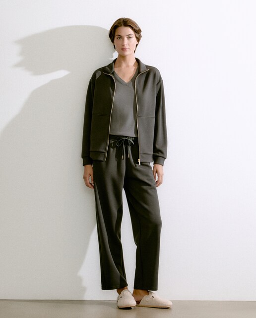 Imagen 0 de Pantalón de mujer con goma en la cintura