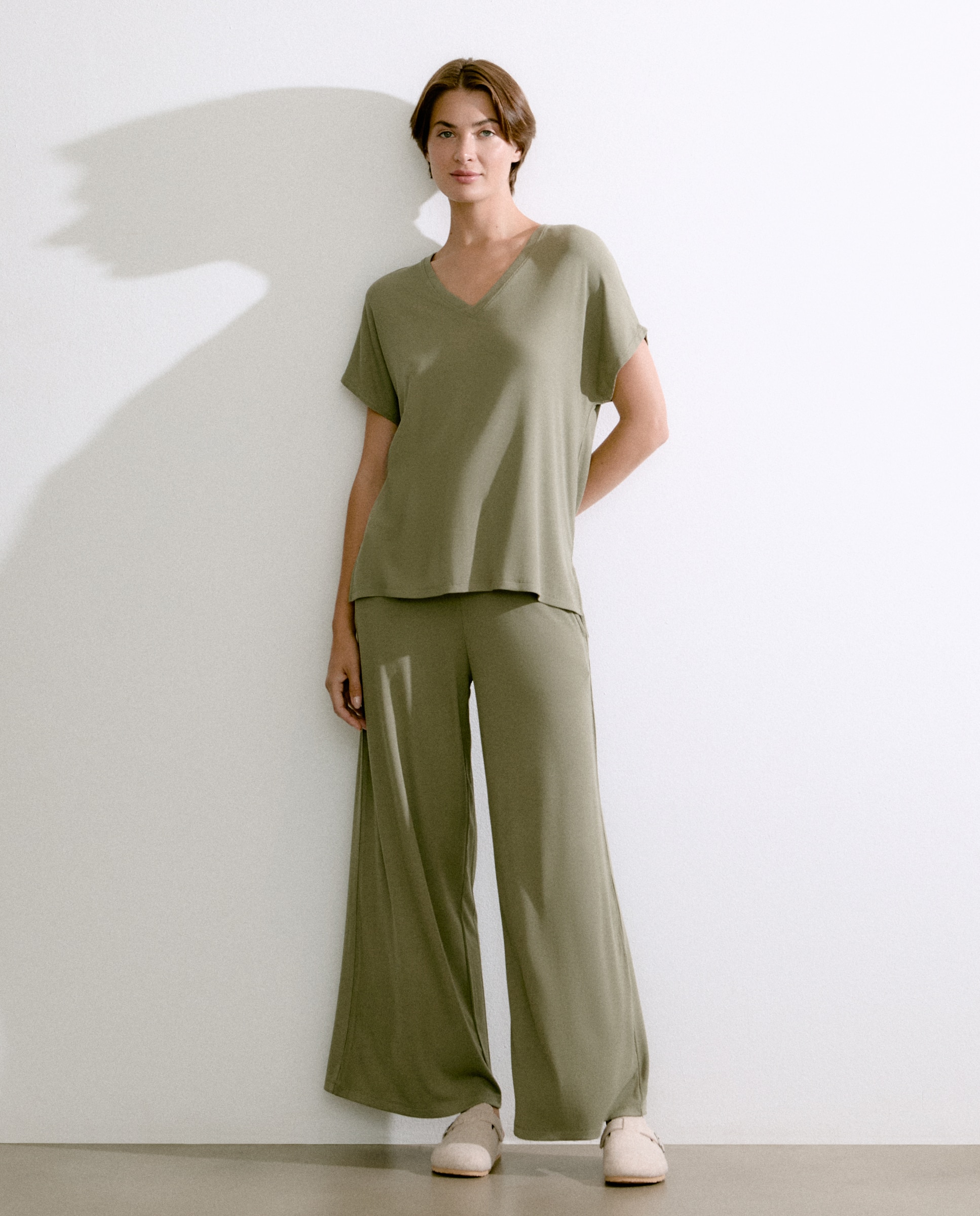 Calças de mulher Caqui-1