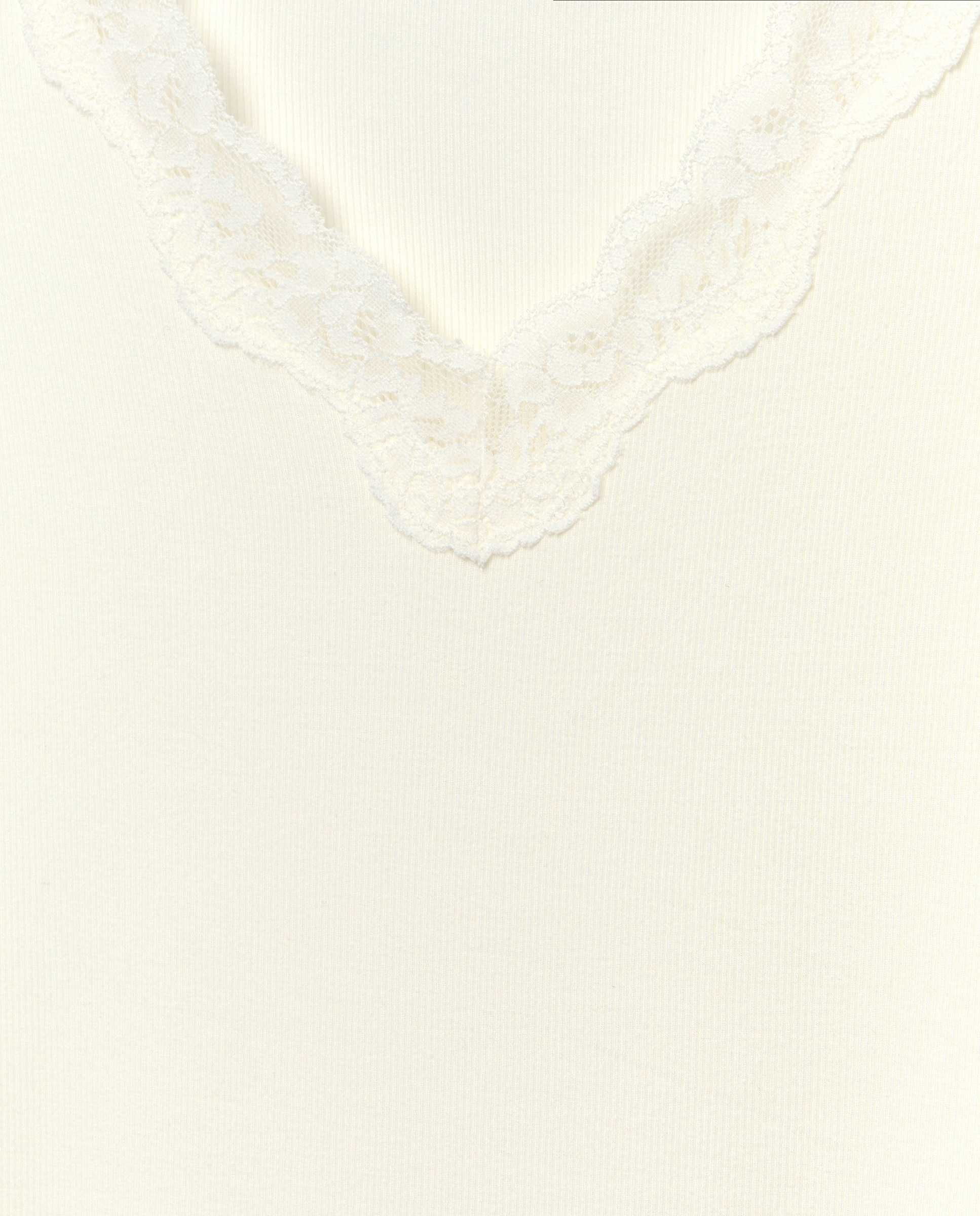 T-shirt Lisa com Decote com Renda Rice Paper-6