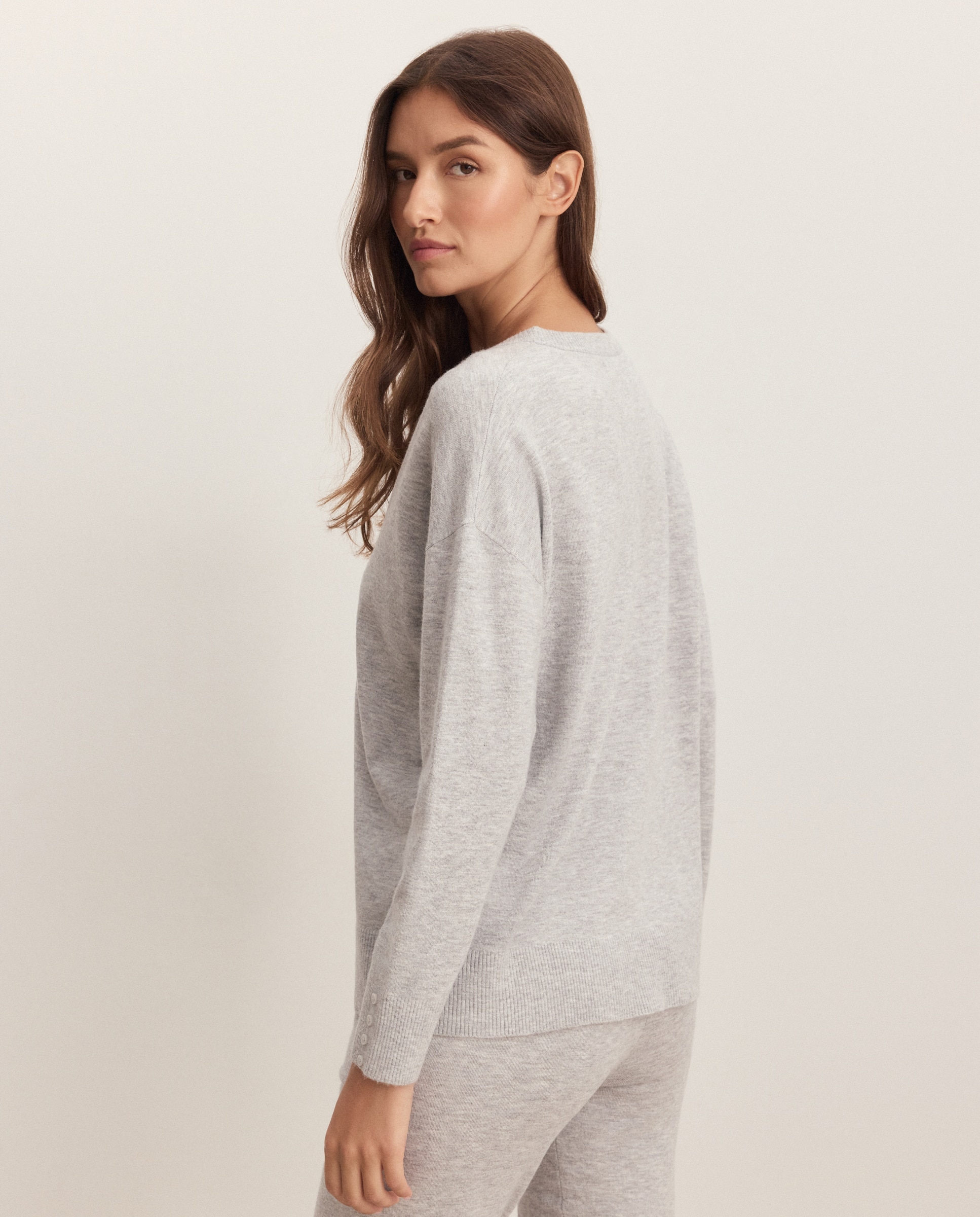 Camisola de malha de mulher com decote redondo 820 Cinzento Médio-3