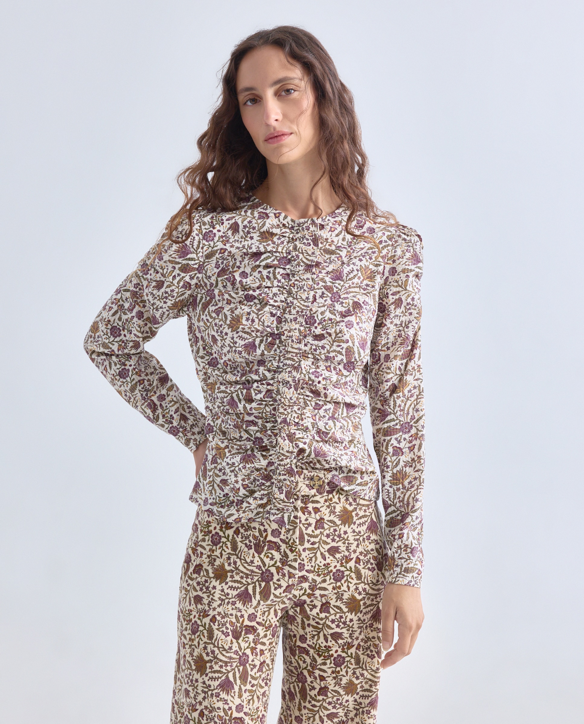 Imagen 0 de Blusa de mujer romántica de flores