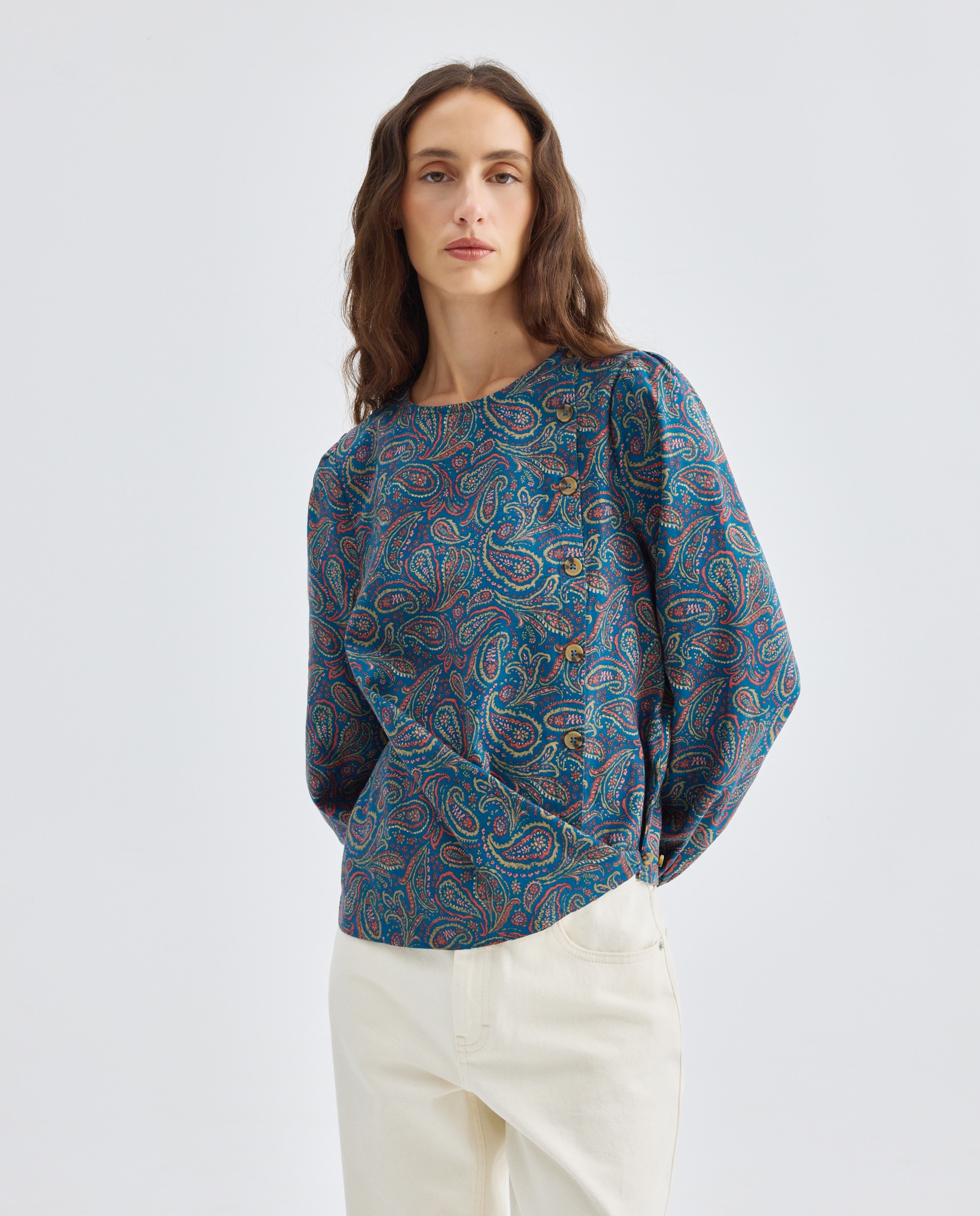 Imagen 0 de Blusa de mujer cruzada paisley