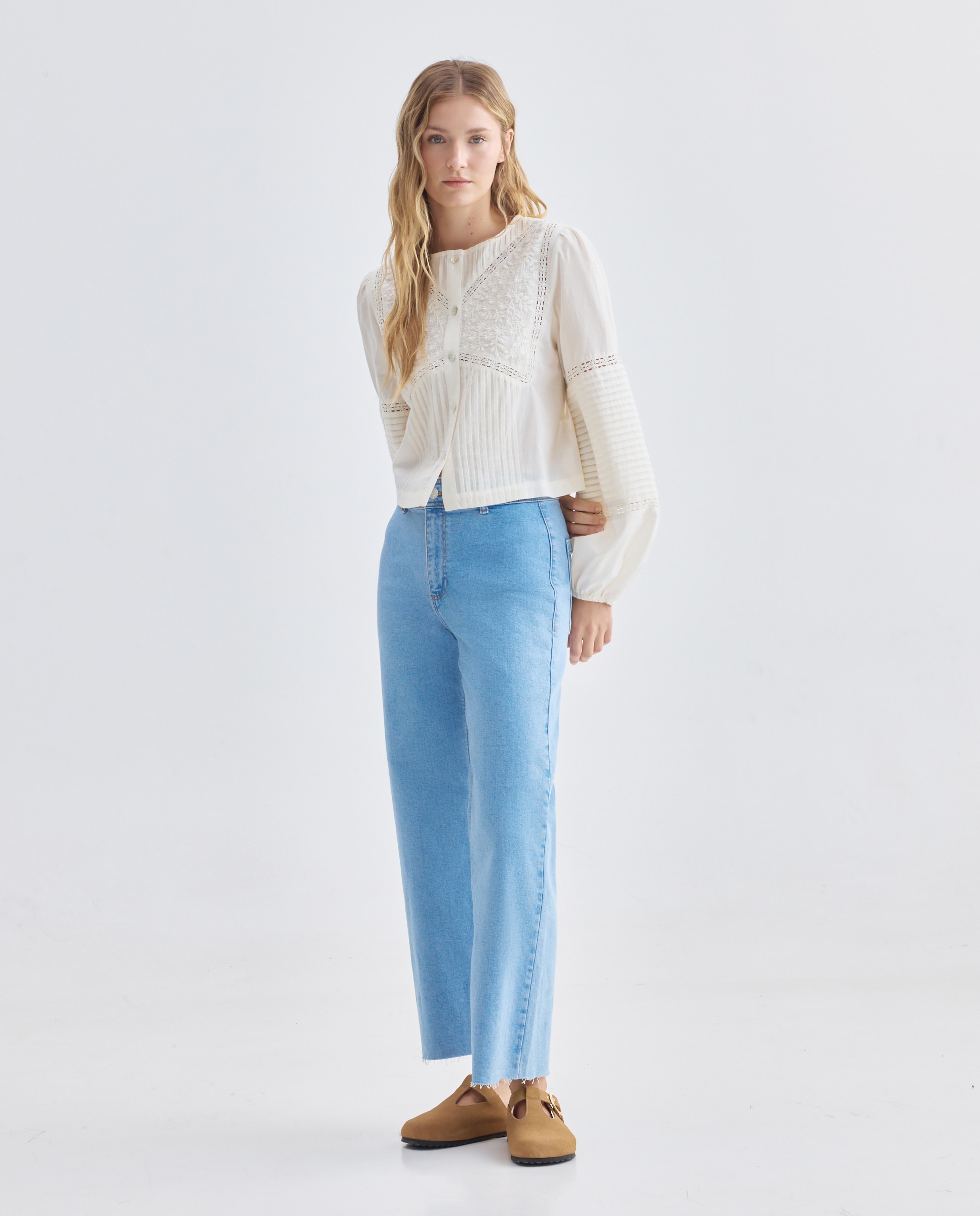 Blusa de mujer romántica bordados Blanco-2