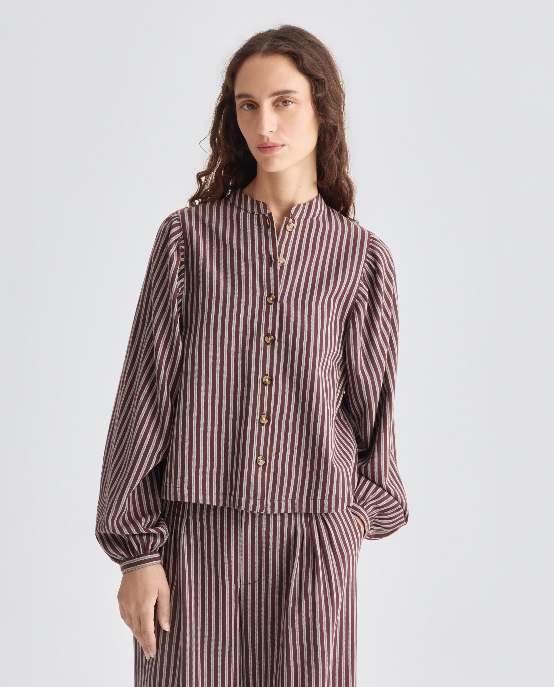 Imagen 0 de Blusa de mujer de rayas manga abullonada total look