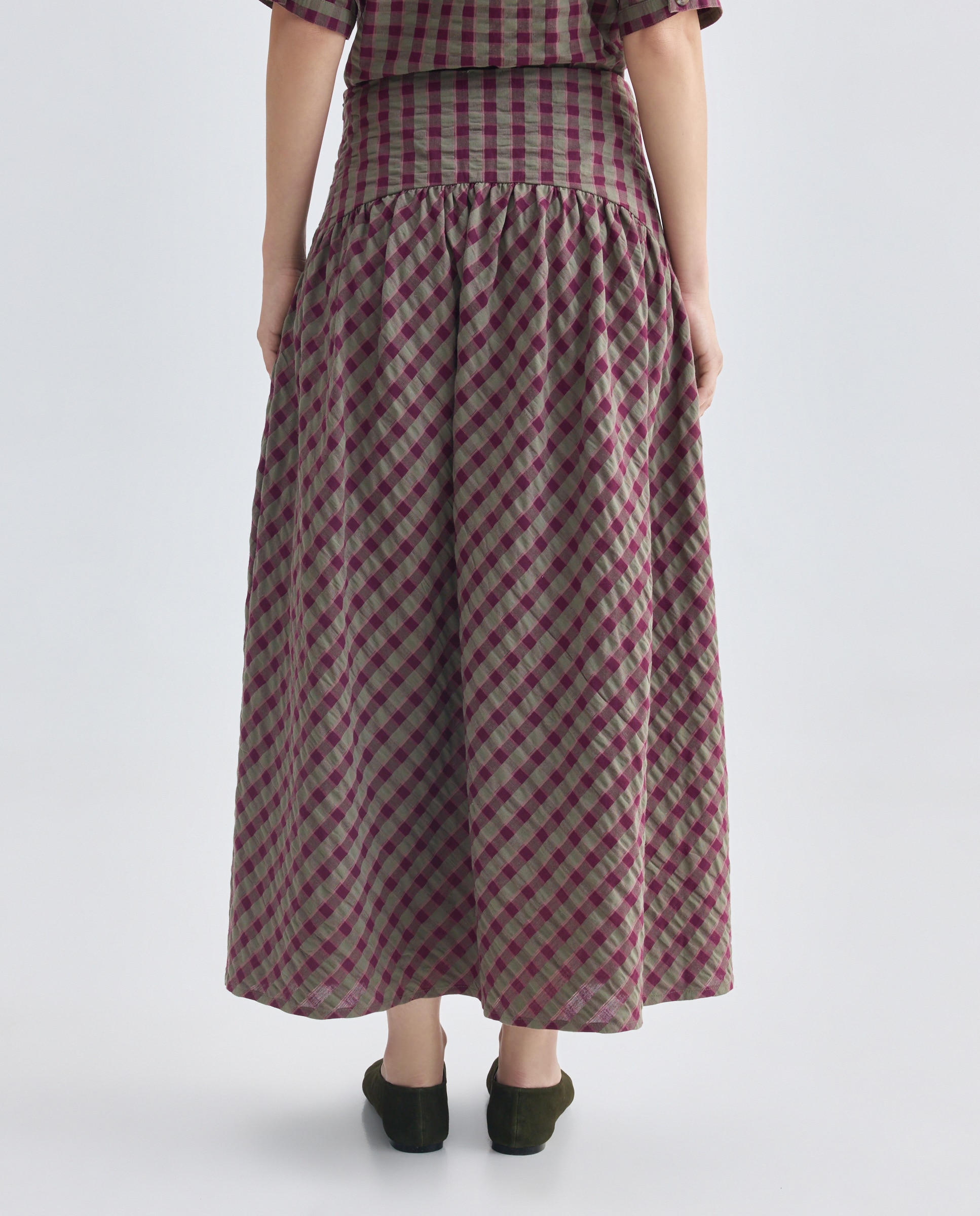 Falda de mujer de cuadros total look 3