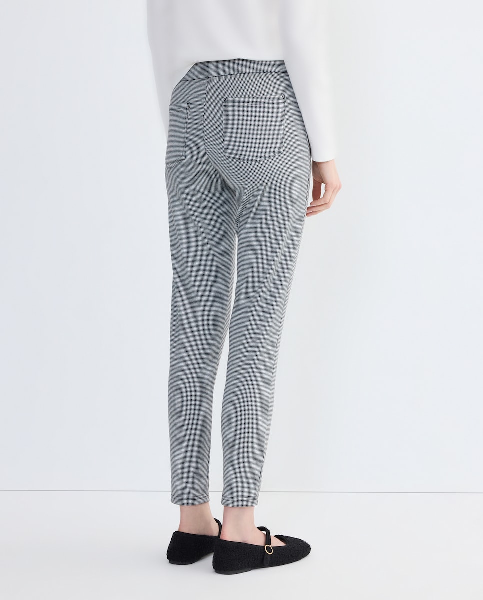 legging mujer básico con botón Negro-3