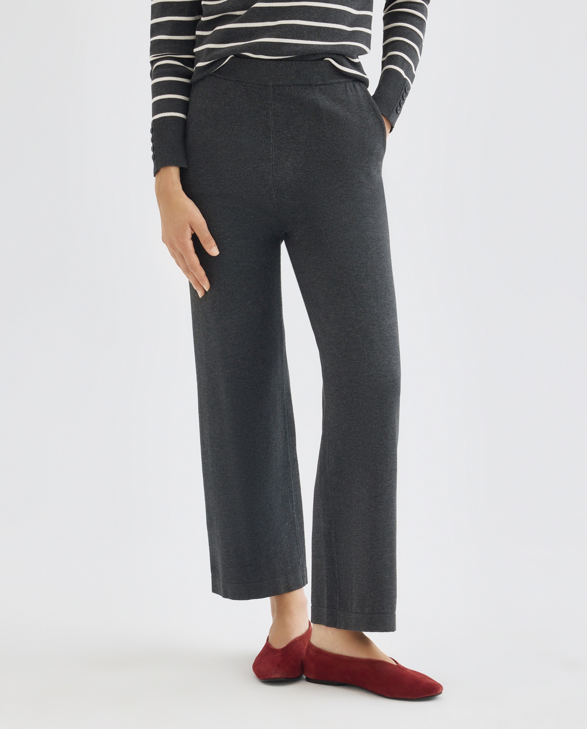 Pantalon de punto de mujer con bolsillos 830 Antracita-2