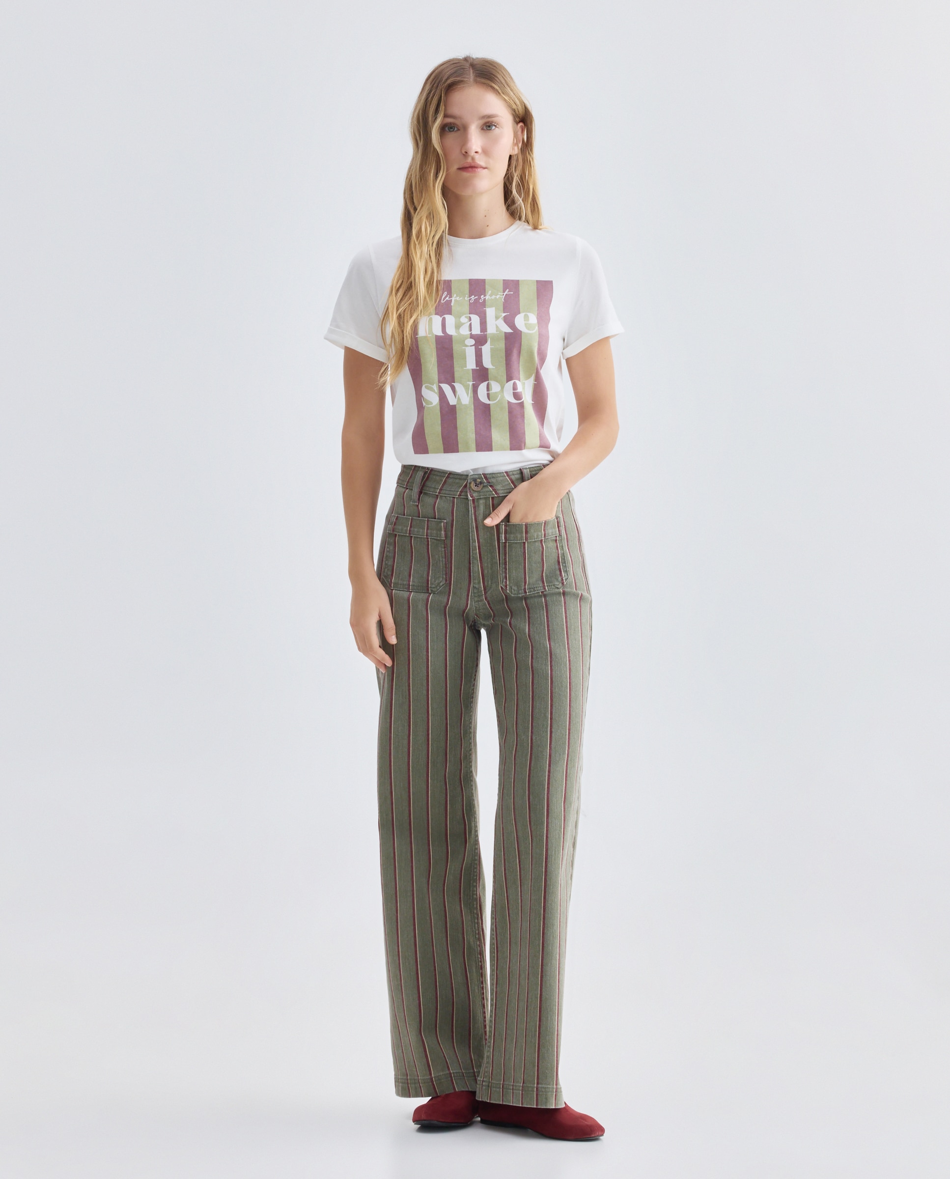 Imagen 0 de Pantalón de mujer wide-leg con bolsillos de rayas