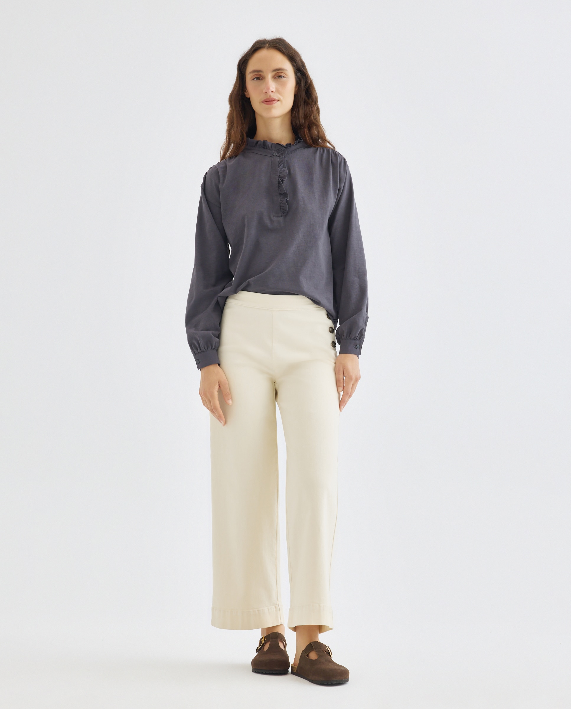 Imagen 0 de Pantalón de mujer culotte abotonado
