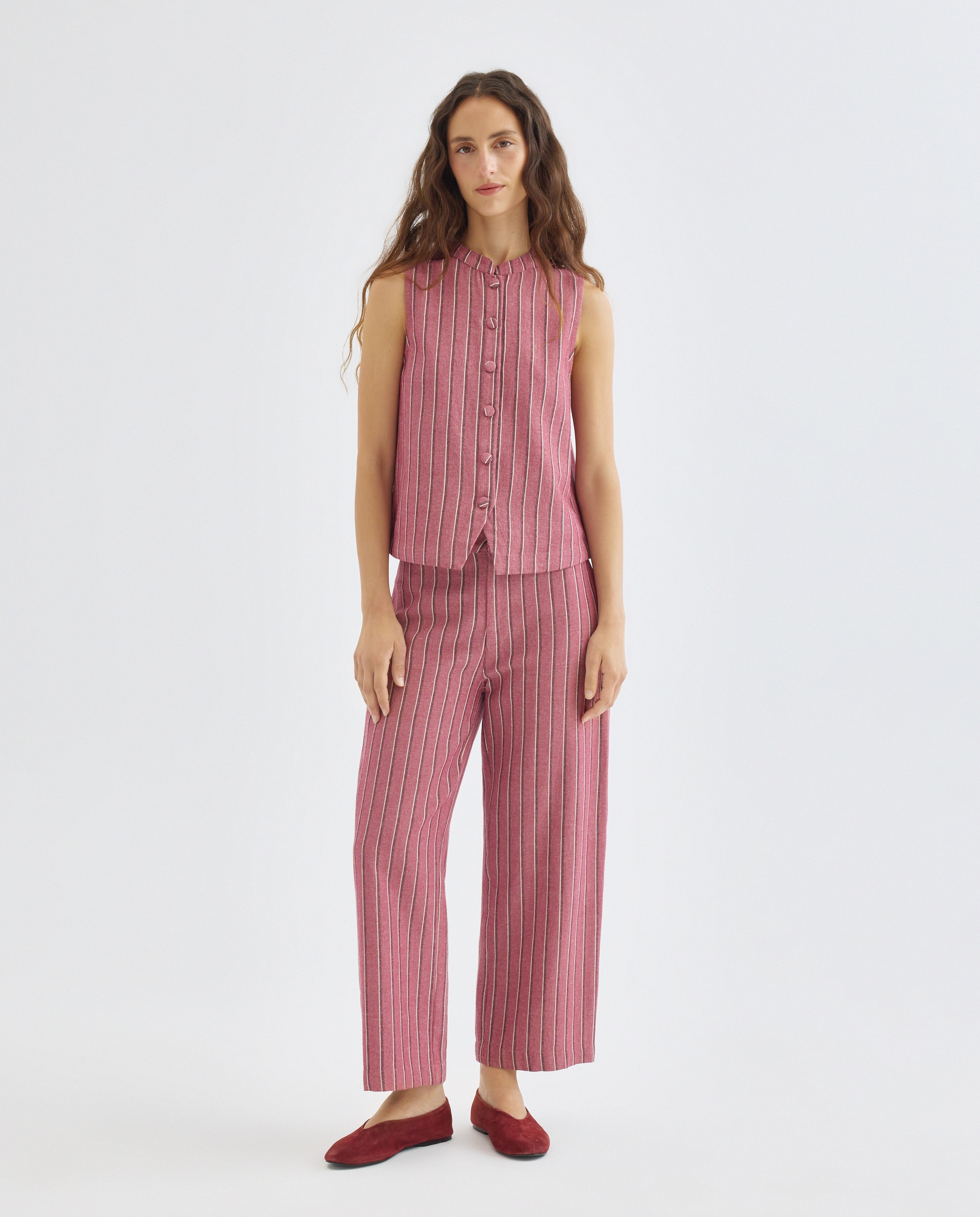 Imagen 0 de Pantalón de mujer de rayas total look