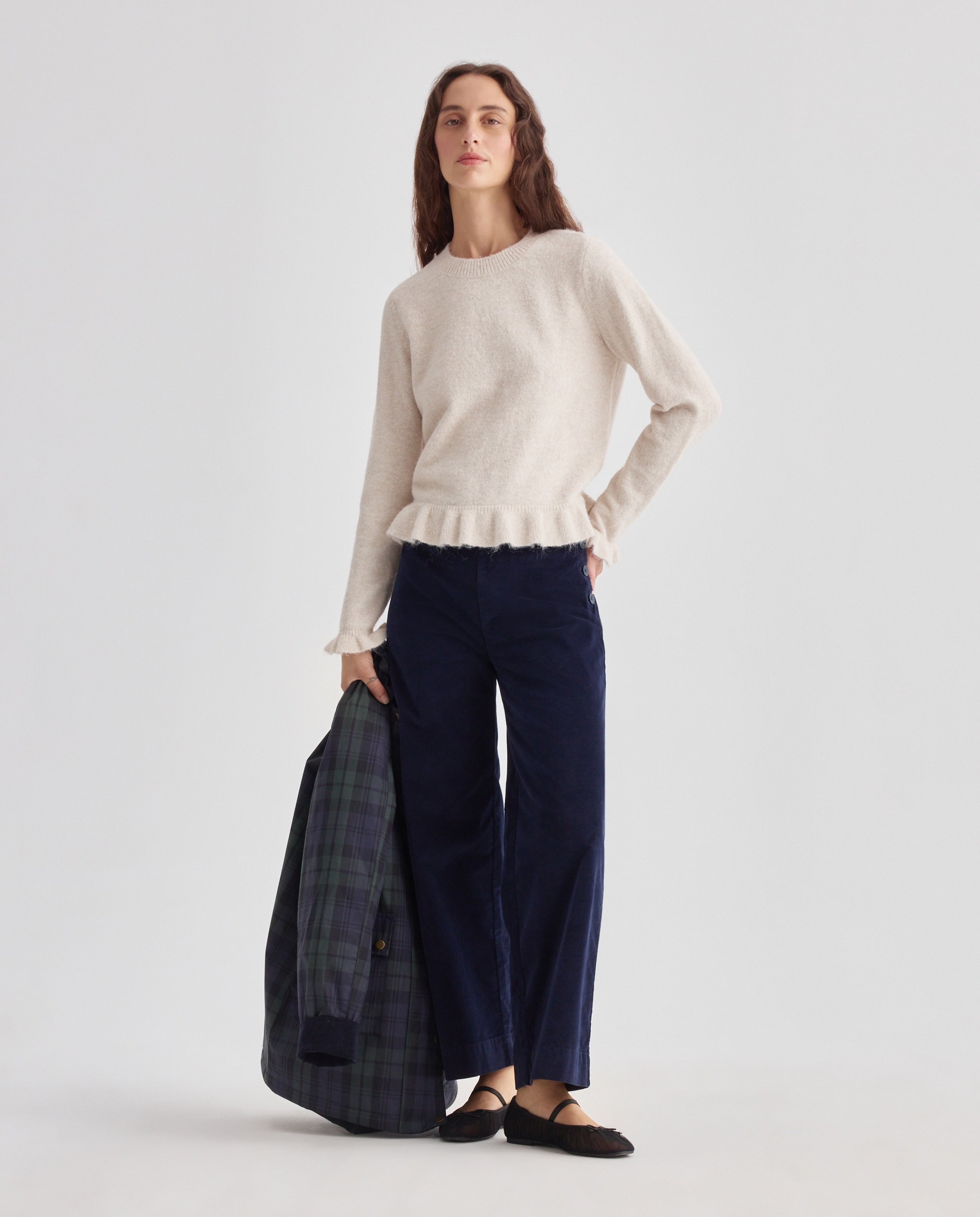 Imagen 0 de Pantalón de mujer abotonado de pana total look