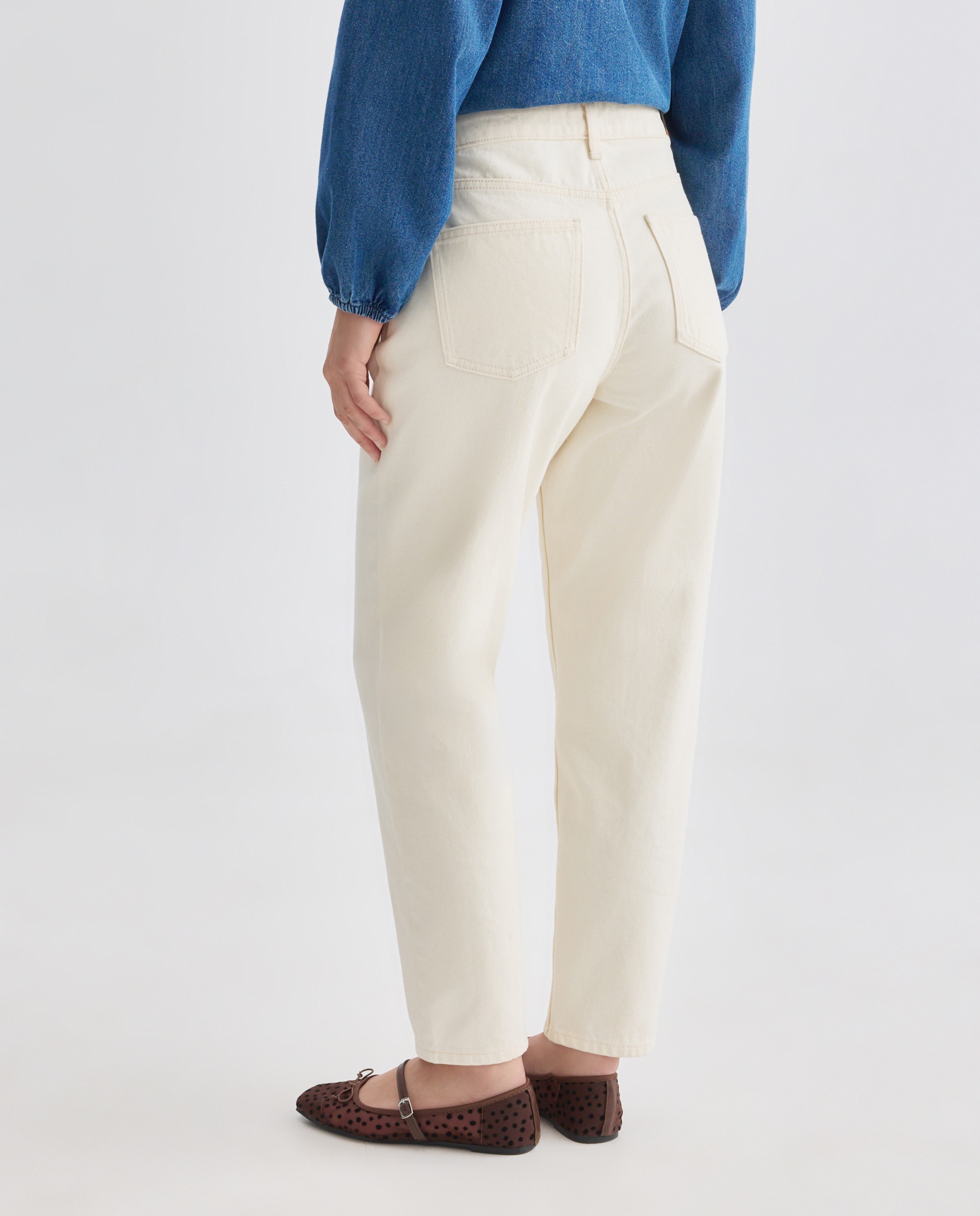 Pantalón de mujer denim mom 120 Crudo-3
