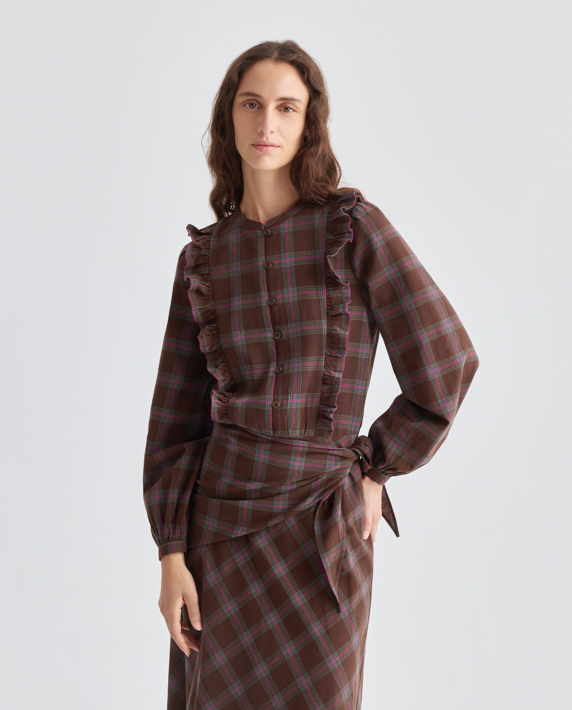 Vestido de mujer de cuadros con pechera volantes Marrón-2