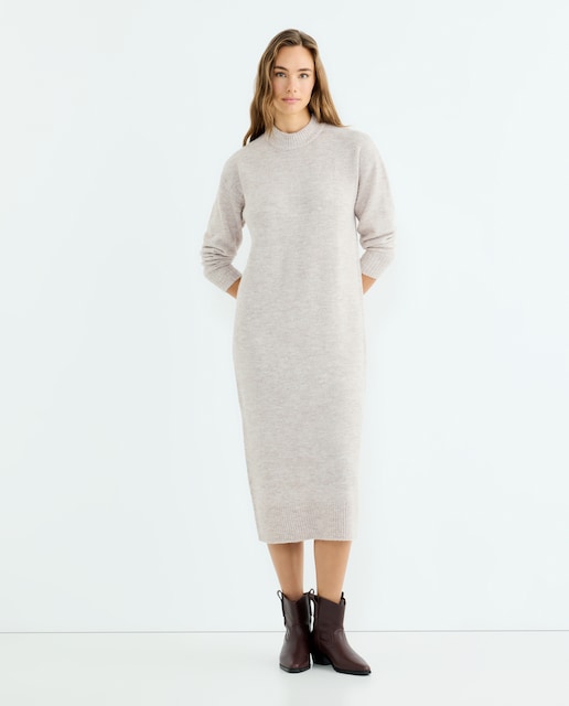 Imagen 0 de Vestido de mujer de punto midi manga larga