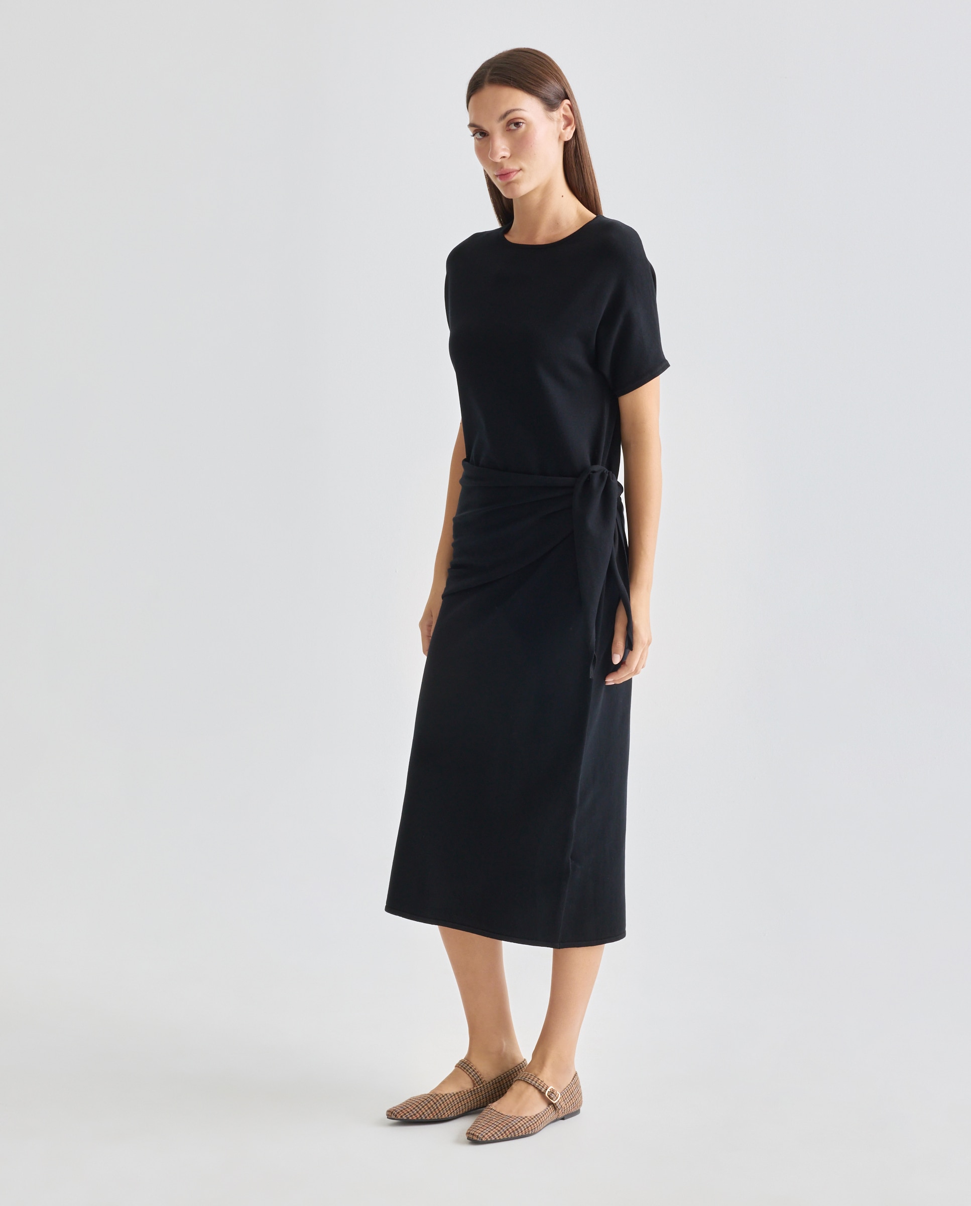 Imagen 0 de Vestido de punto de mujer manga corta pañuelo cintura