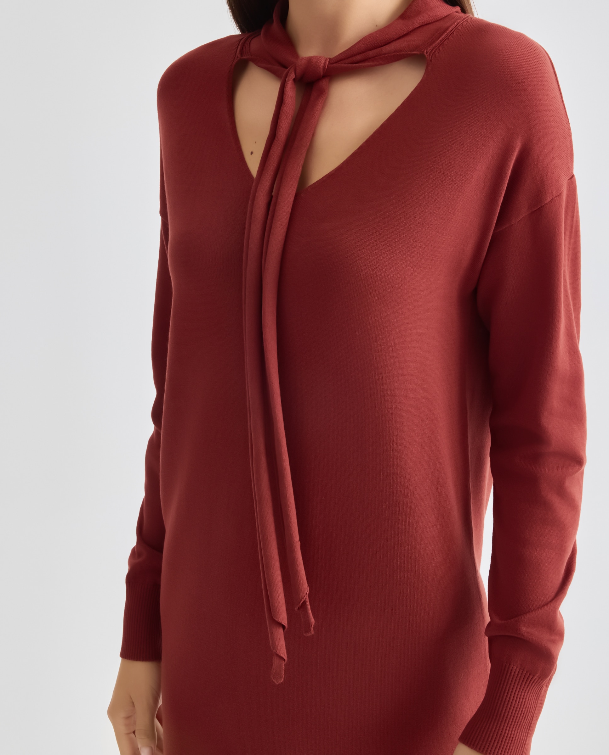 Vestido de punto de mujer con fular 610 Carmín-2
