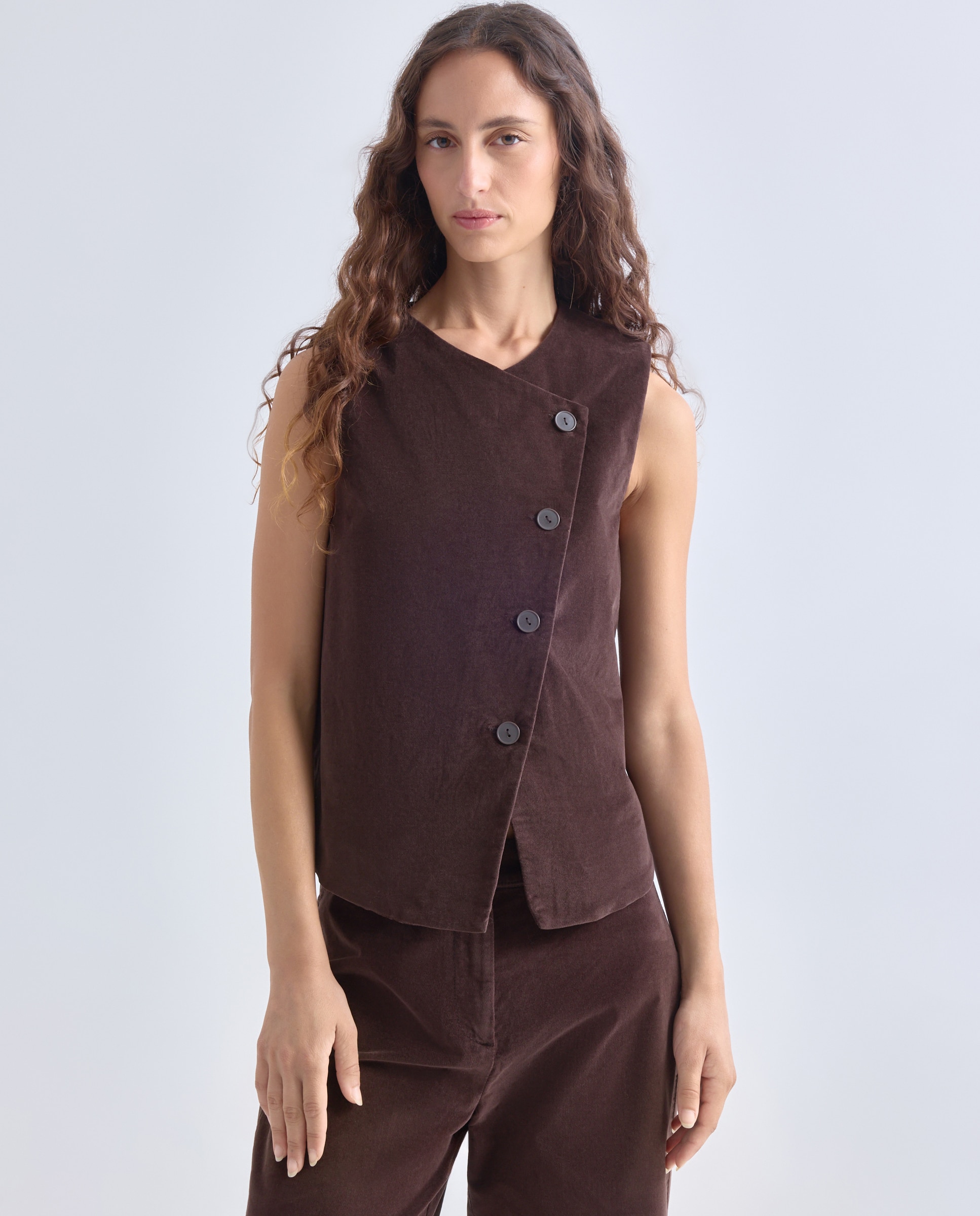 Imagen 0 de Chaleco de mujer velvet total look