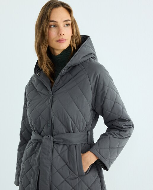Imagen 0 de Parka de mujer acolchada con cinturón