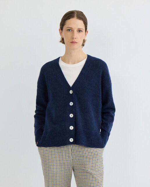 Imagen 0 de Cardigan de mujer oversize cuello pico
