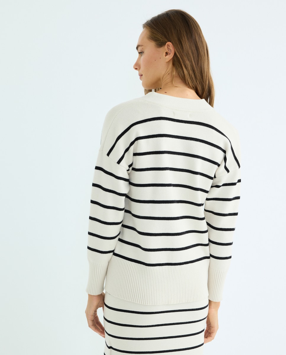 Cárdigan de mujer cuello pico Blanco-3