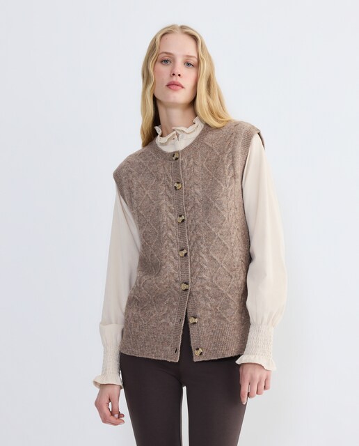 Imagen 0 de Chaleco de mujer de ochos cuello caja