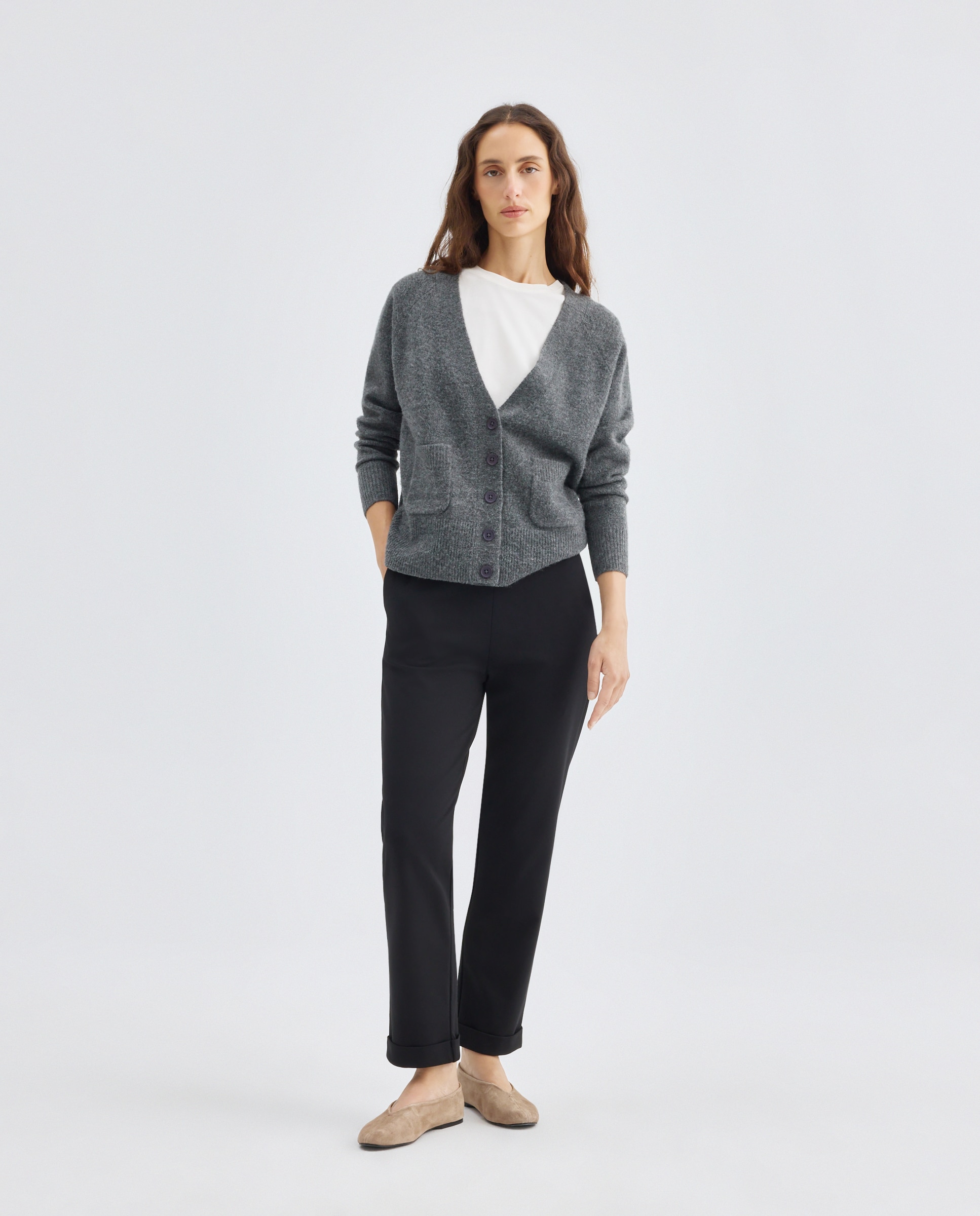 Cárdigan de mujer oversize cuello pico 820 Gris medio-2