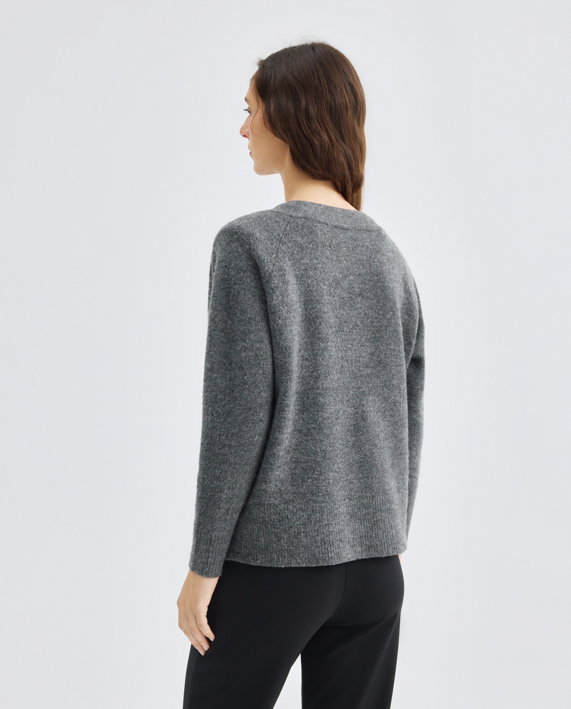 Cárdigan de mujer oversize cuello pico 820 Gris medio-3