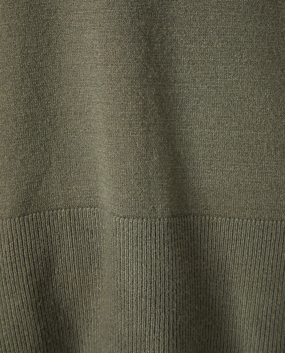 Jersey de mujer oversize y cuello perkins 560 Oliva-5