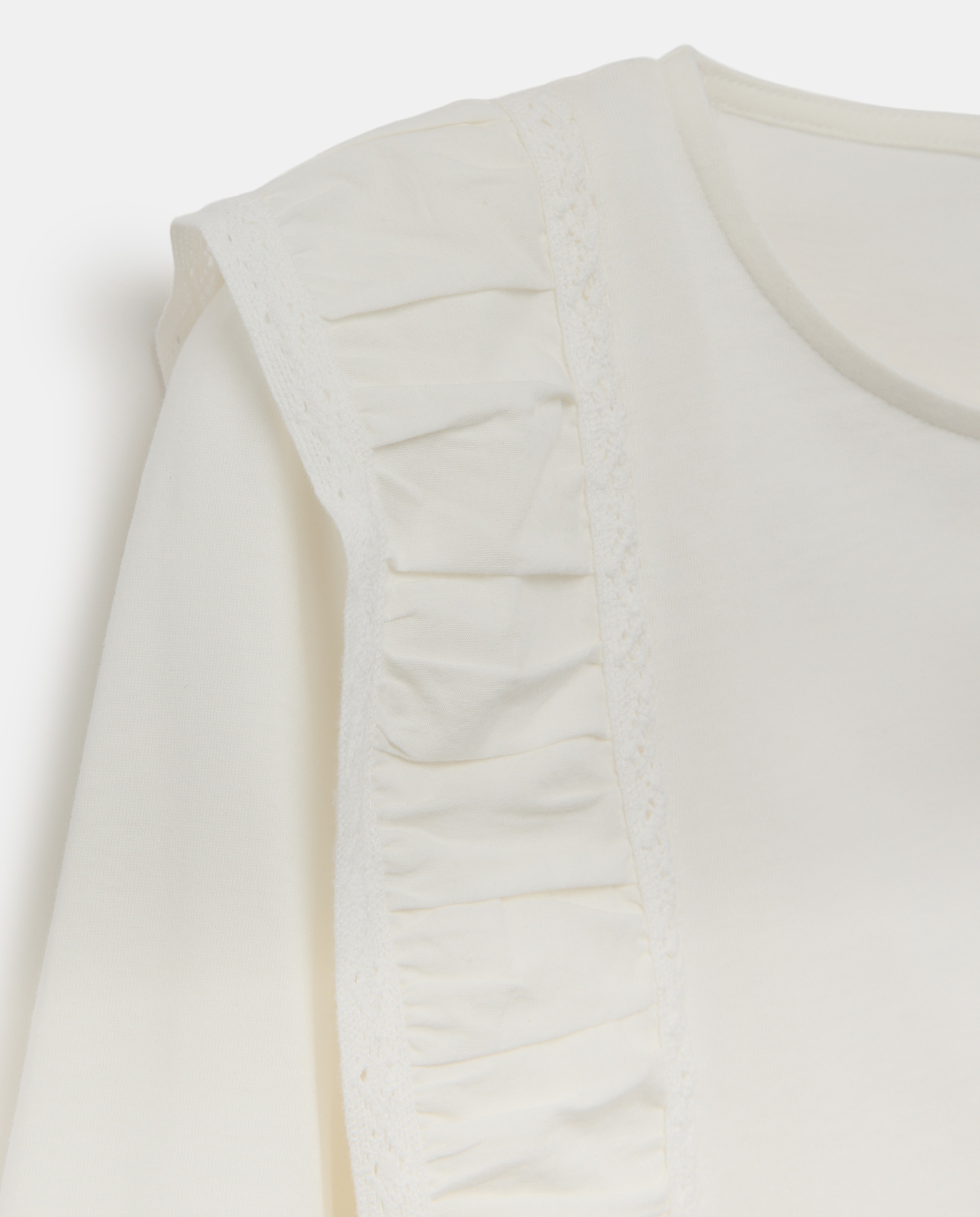 Camiseta de mujer cuello caja con detalle fruncido 120 Crudo-5