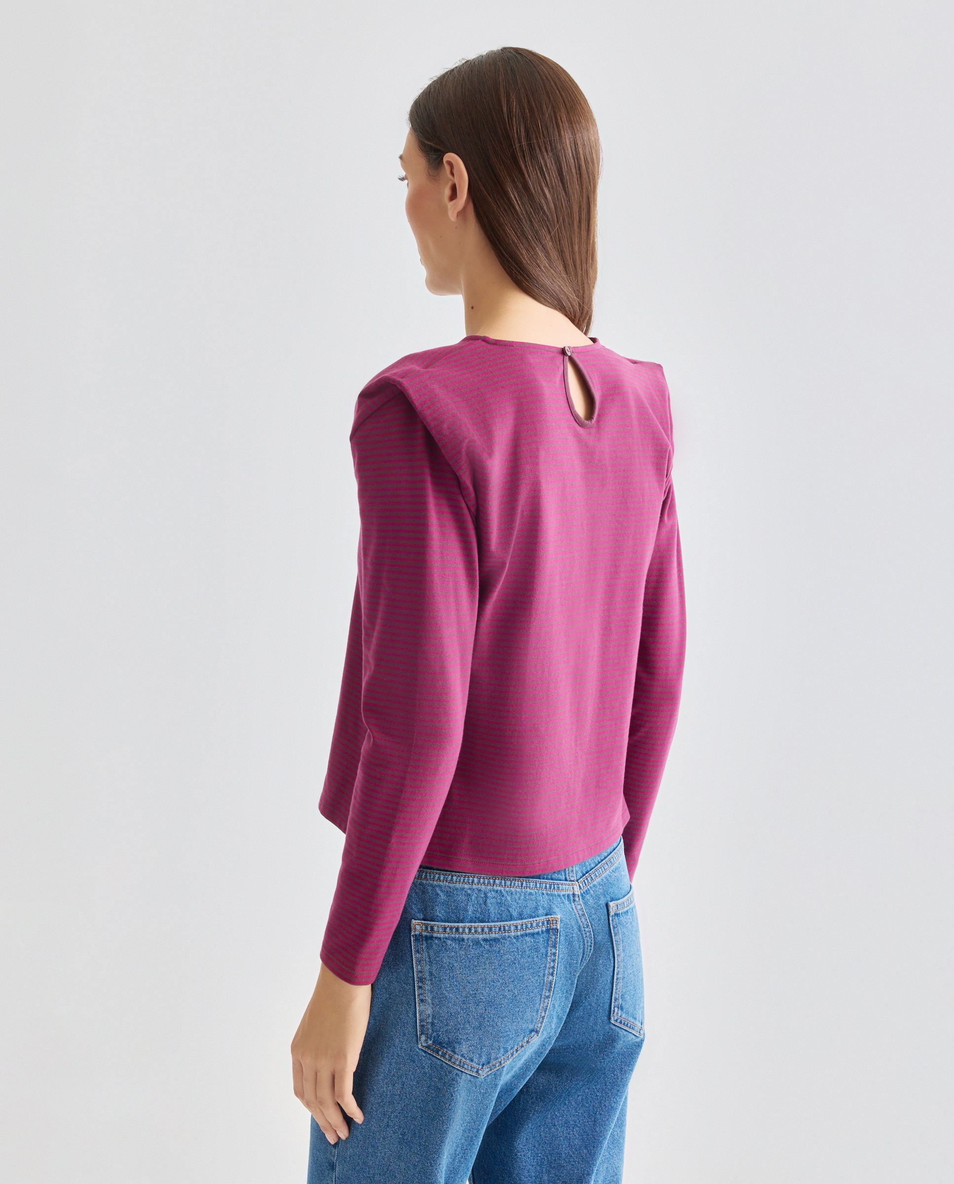 Camiseta de mujer cuello caja y hombreras Rosa-3