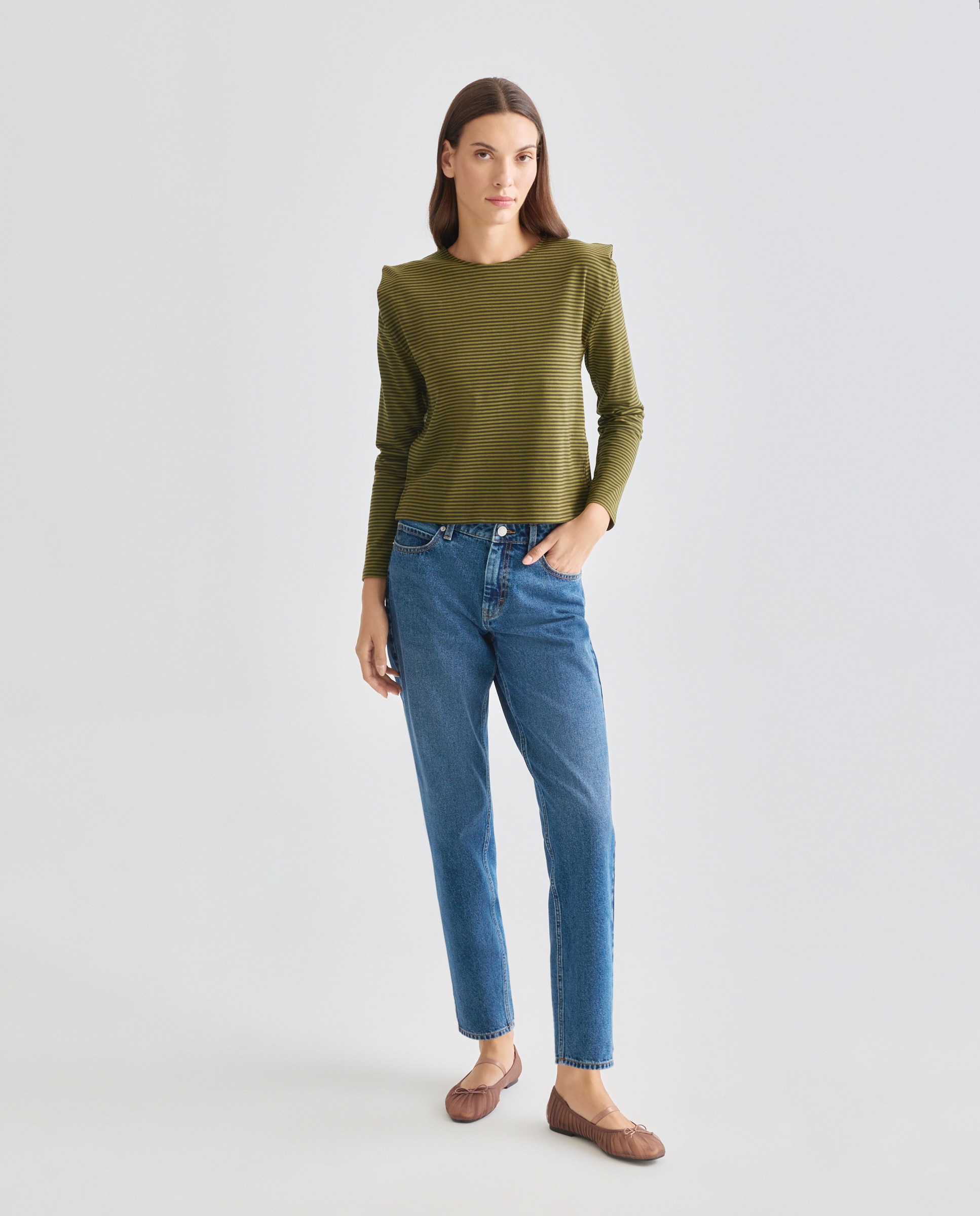 Camiseta de mujer cuello caja y hombreras Verde-2