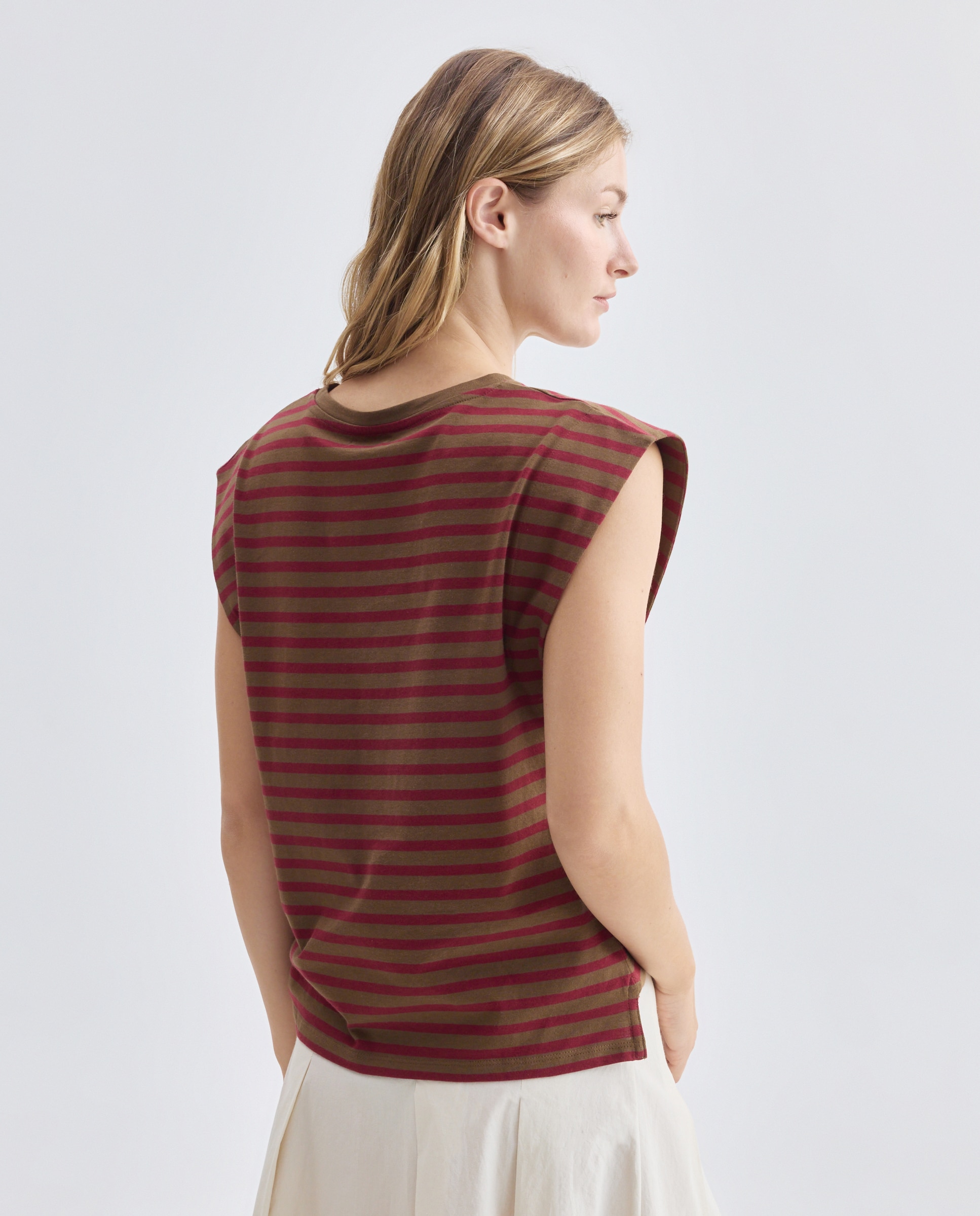 Camiseta de mujer cuello caja rayas hombrera Marrón-3