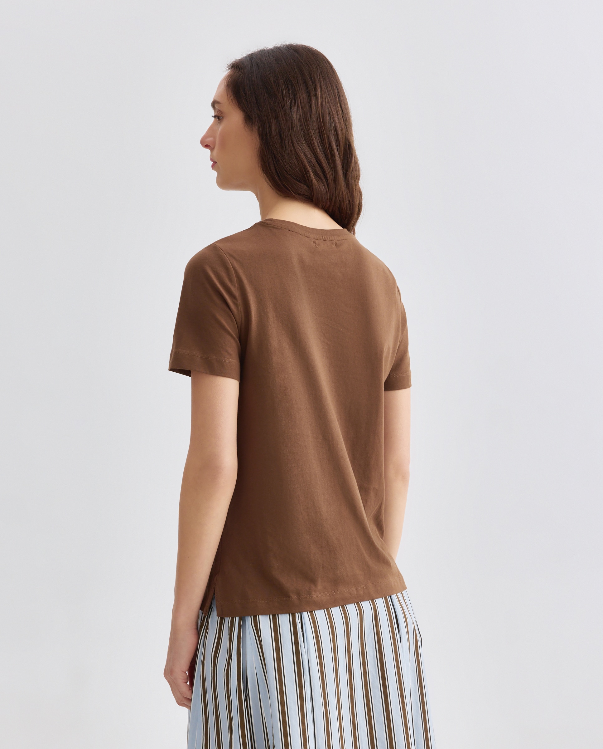 Camiseta básica de mujer cuello caja 291 Berenjena-3