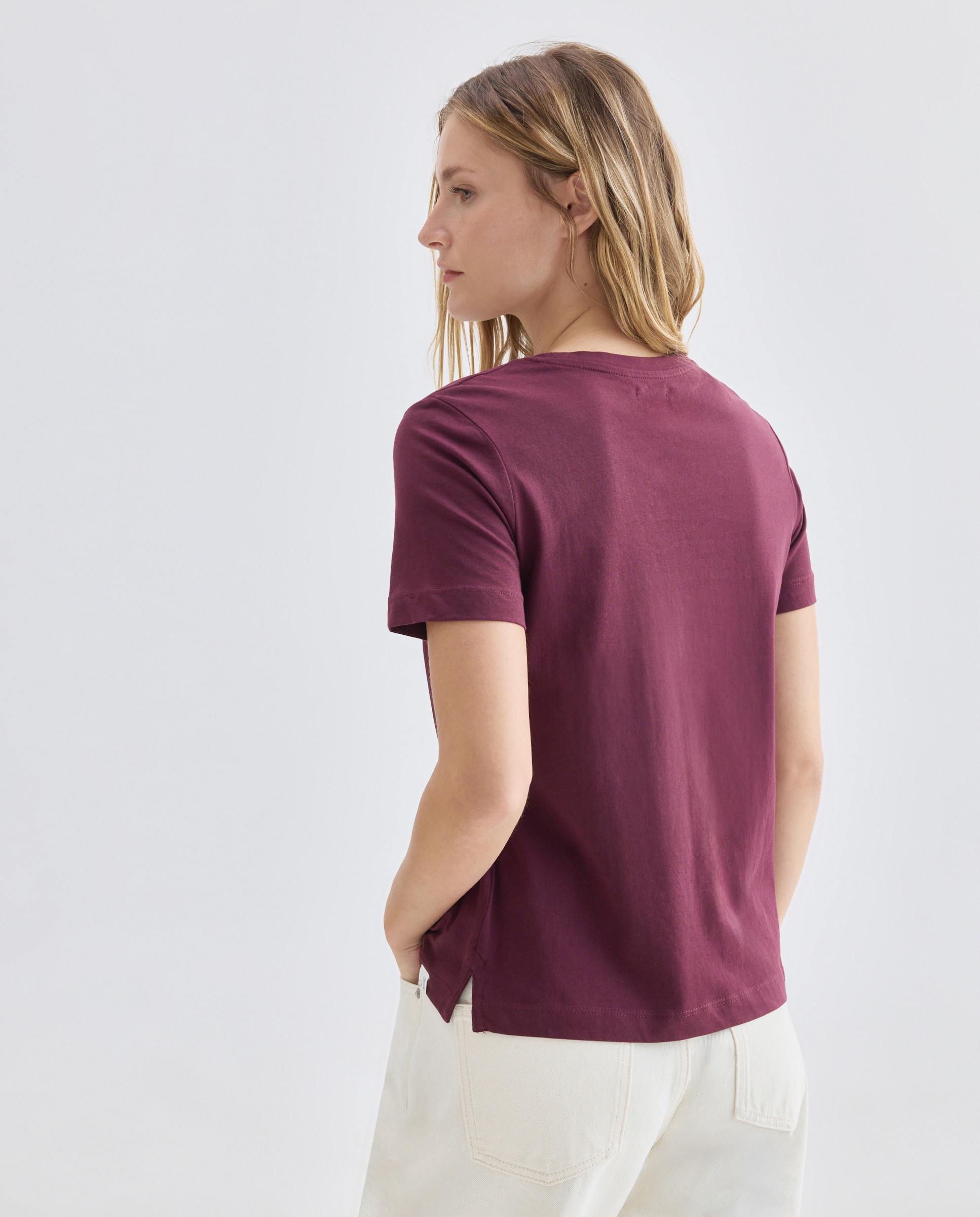 Camiseta básica de mujer cuello caja Marrón-3