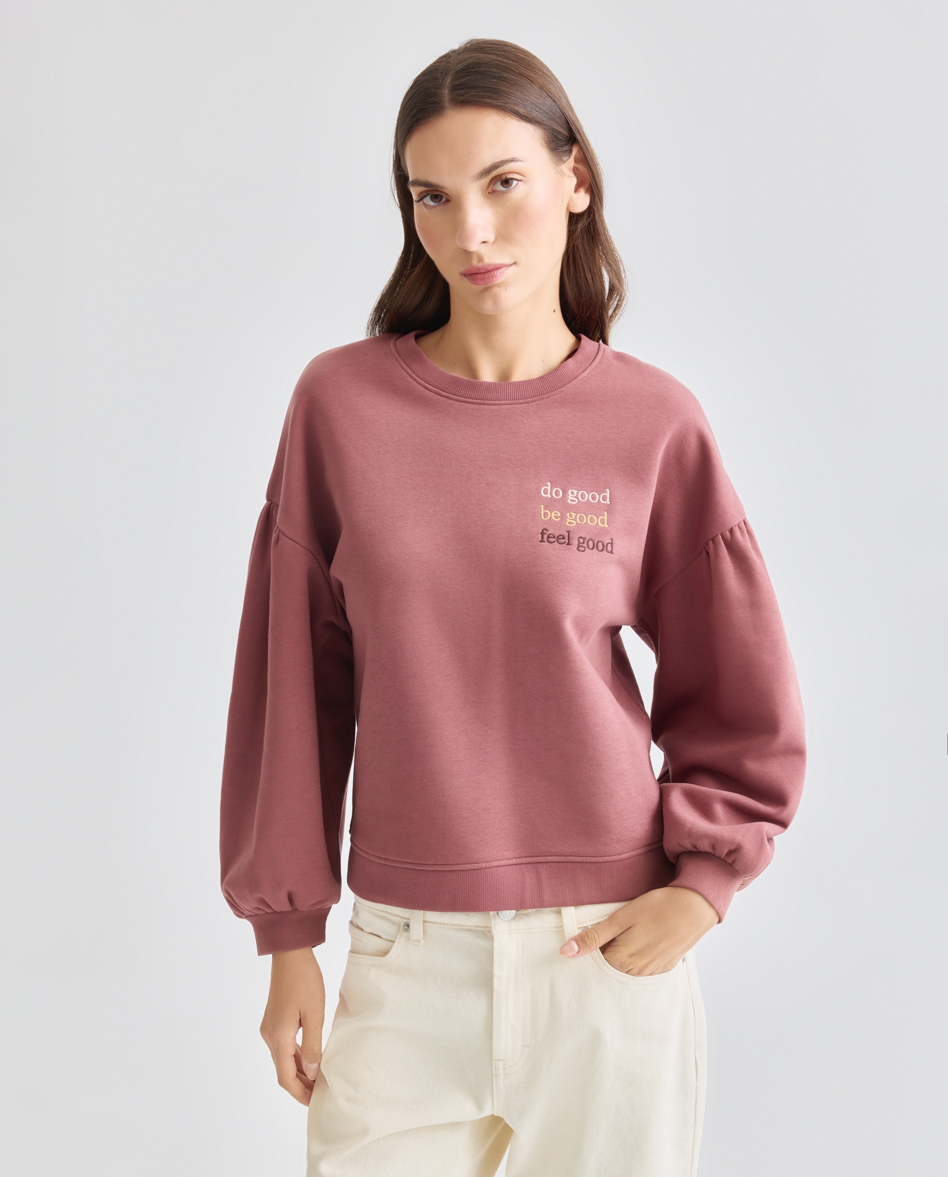 Imagen 0 de Sudadera de mujer con manga globo y detalle bordado