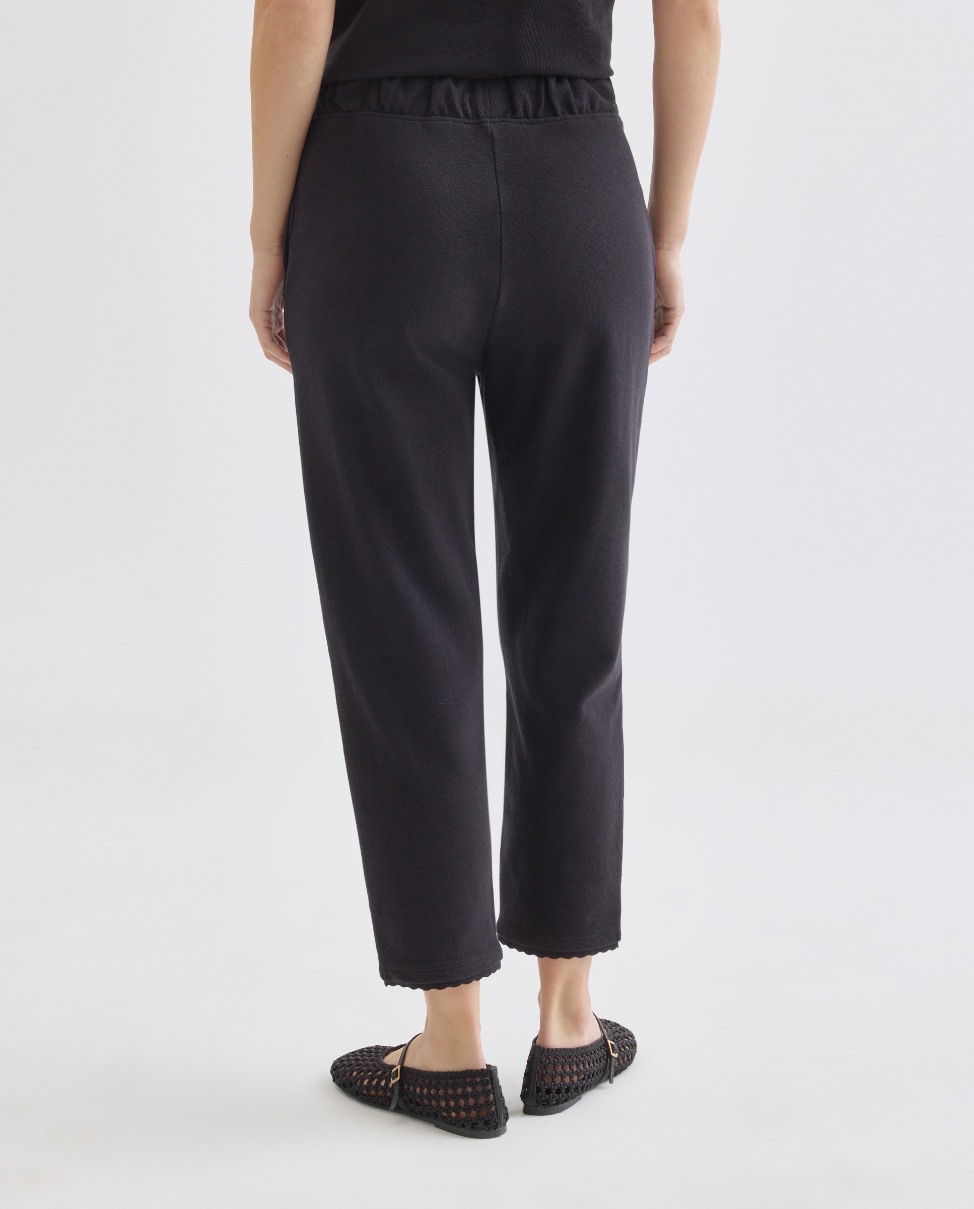 Pantalón de mujer de punto bajo ribete ondas Negro-3