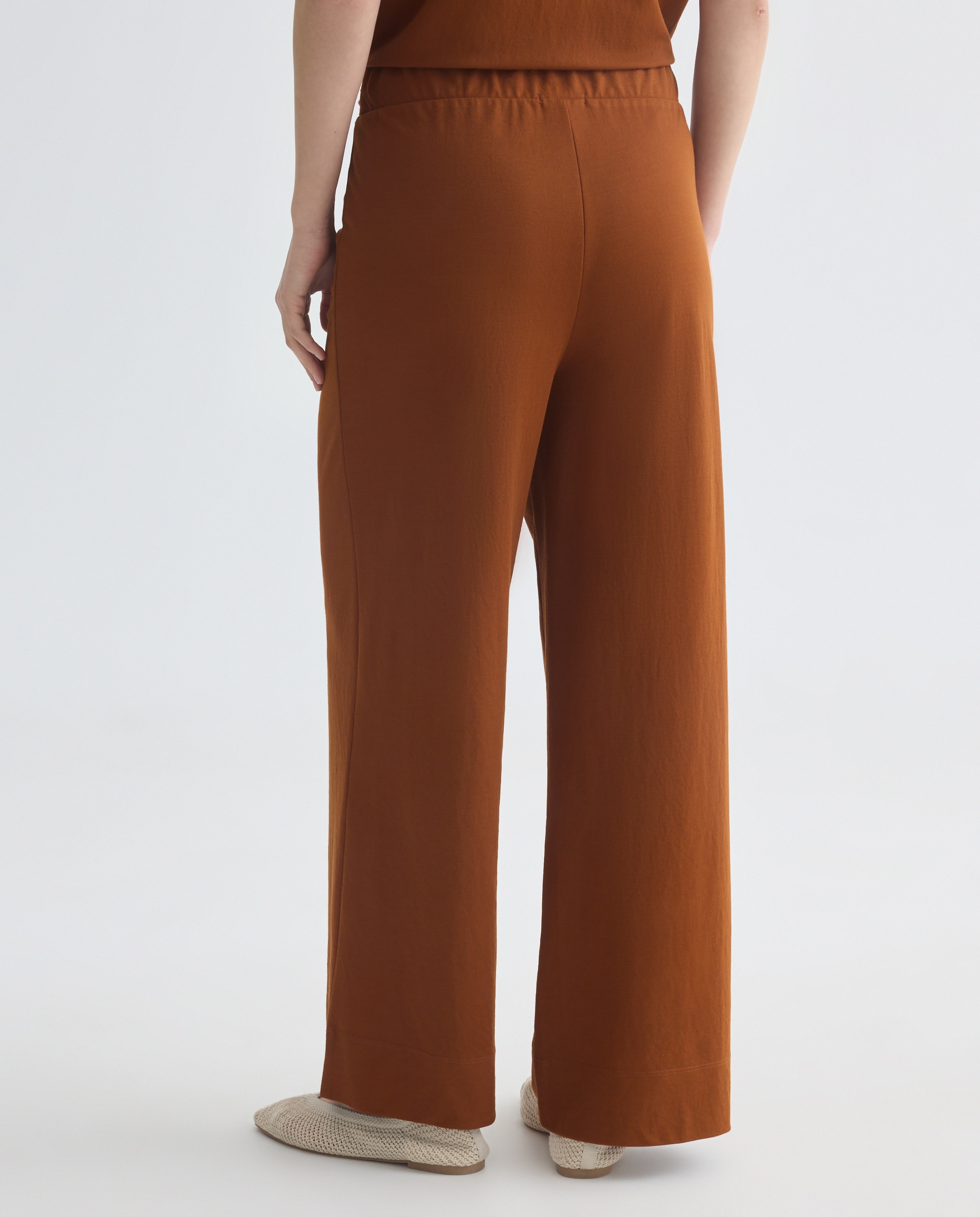 Pantalón de mujer ancho con lazada Toffee-3
