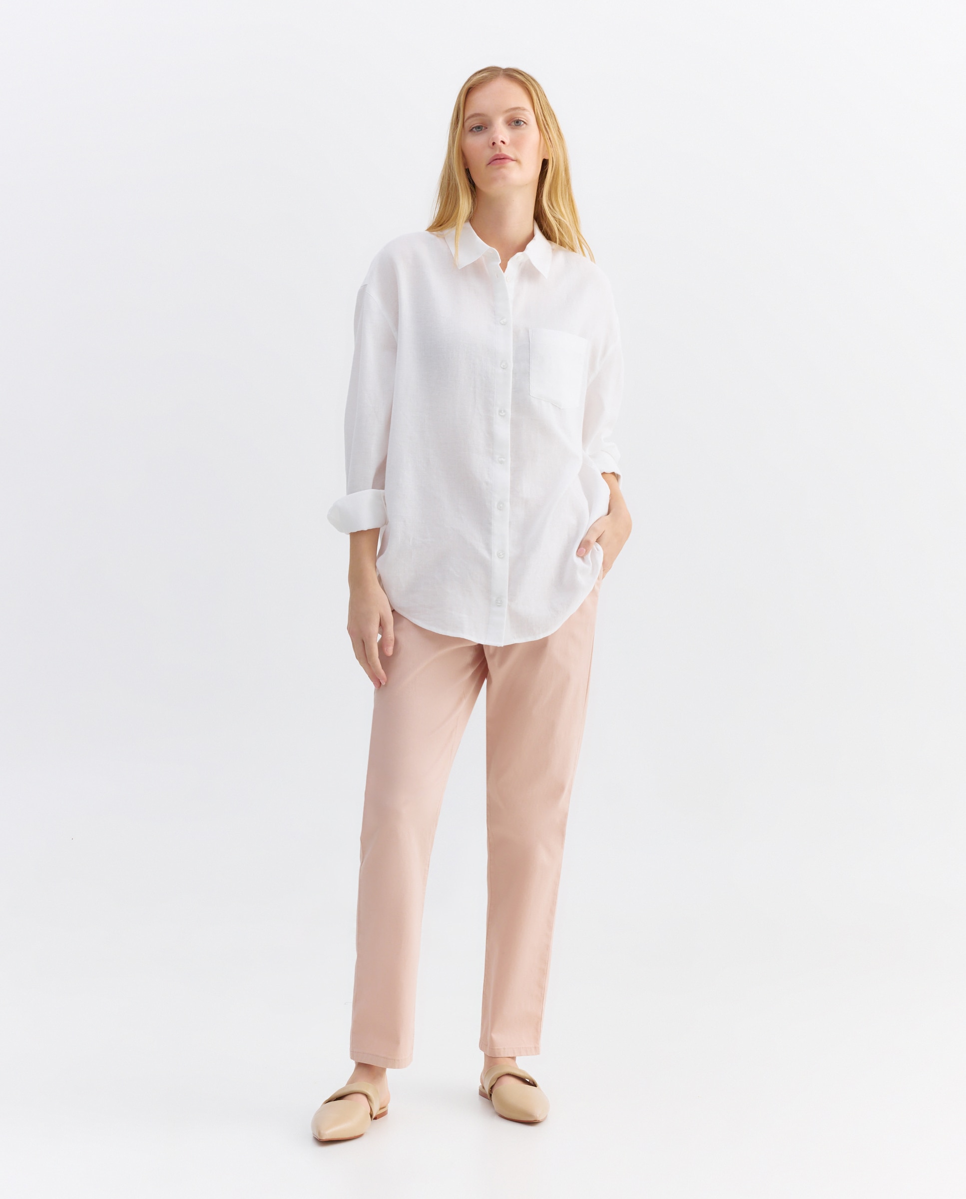 Imagen 0 de Pantalón largo con goma elástica de mujer