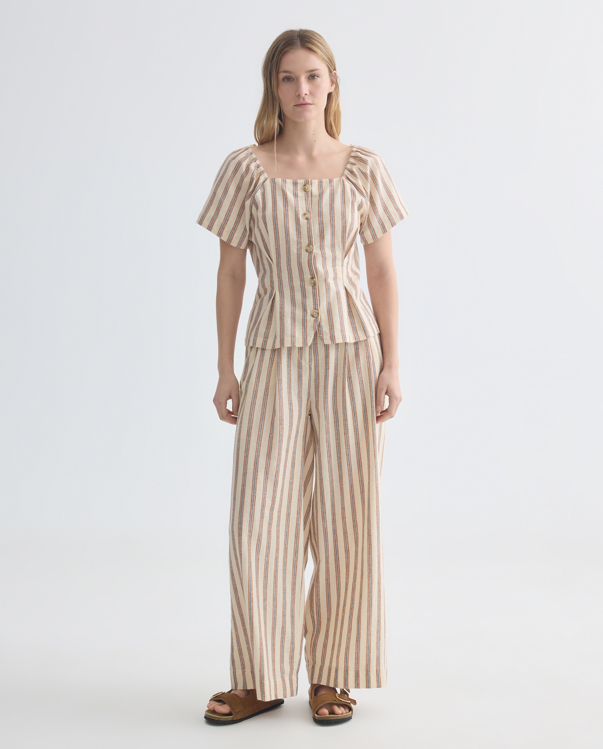Imagen 0 de Pantalón de mujer de rayas total look