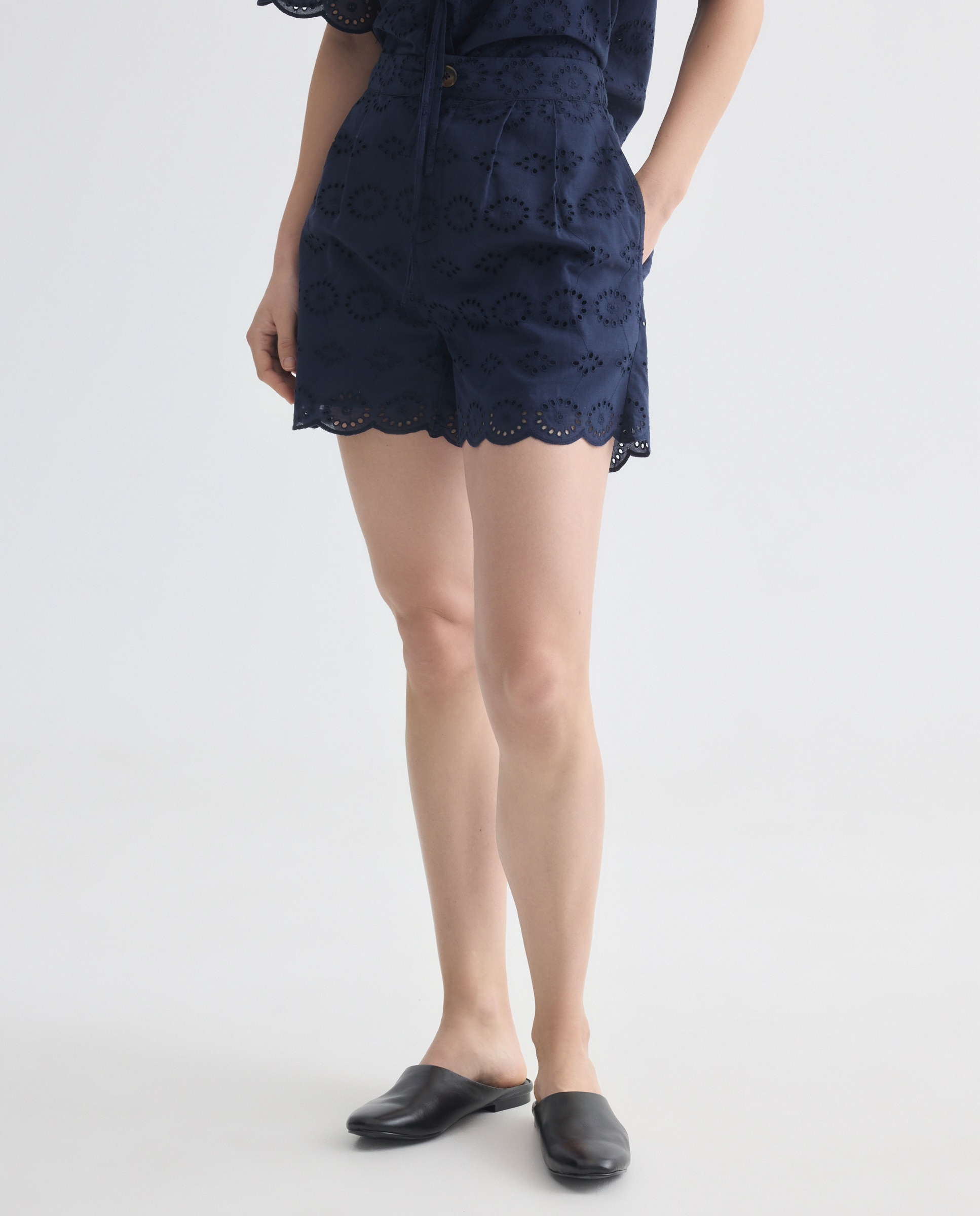 Short de mujer bordado total look Azul marino-2