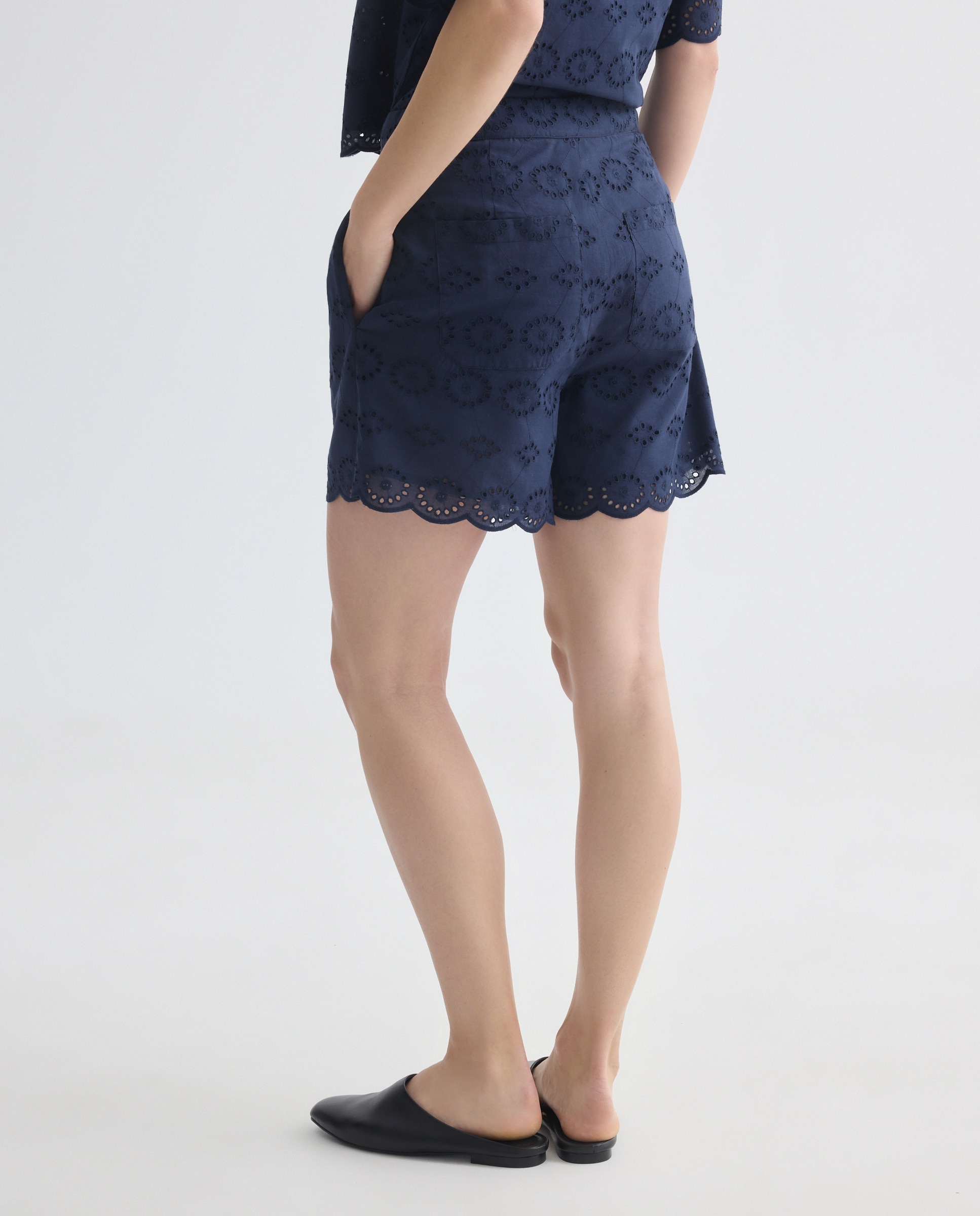 Short de mujer bordado total look Azul marino-3