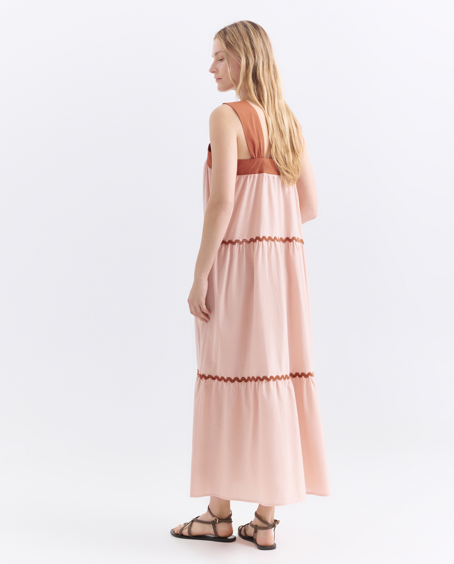 Vestido de mujer con contrastes 200 Rosa-3