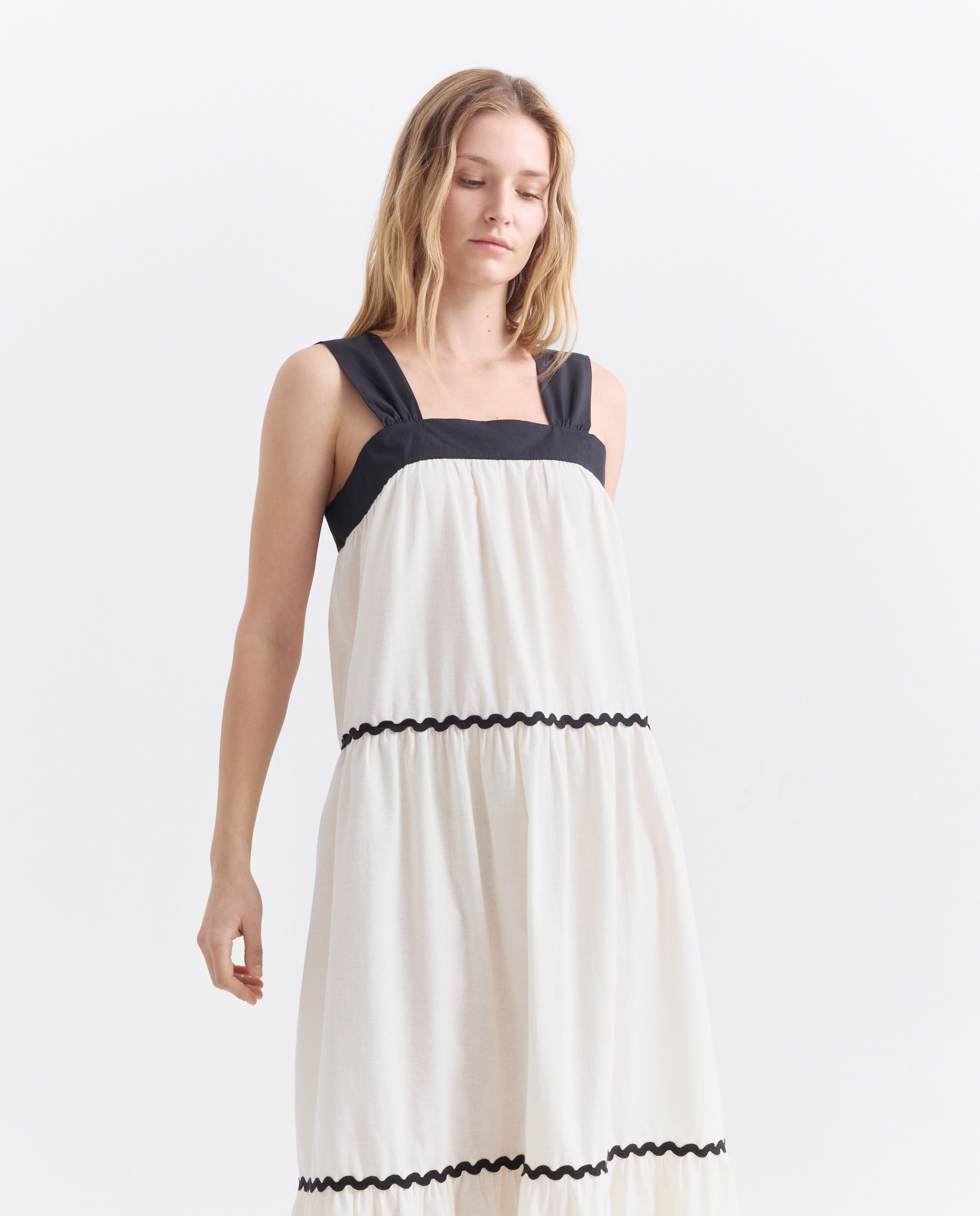 Vestido de mujer con contraste Negro-1