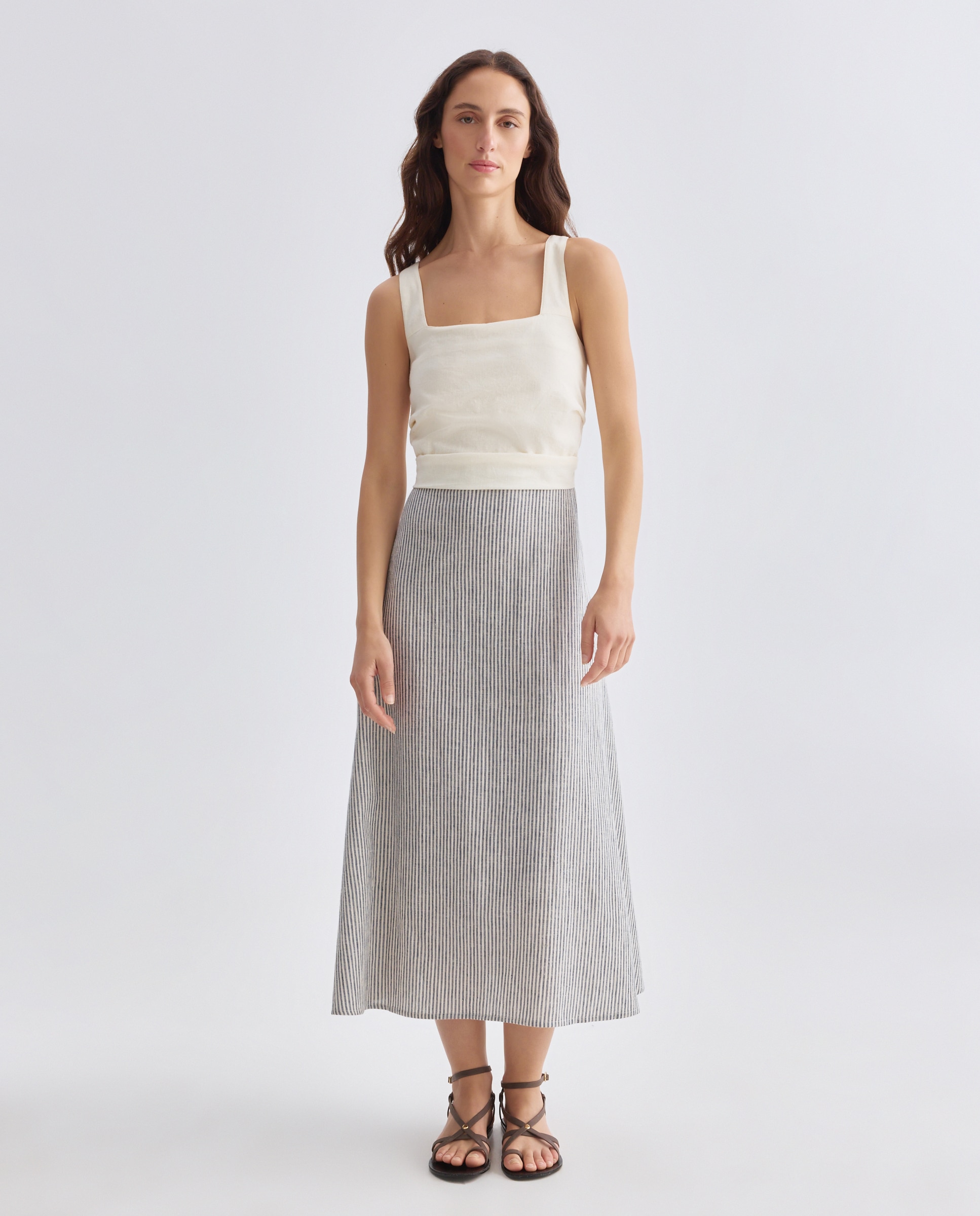 Imagen 0 de Vestido de mujer de rayas con lino