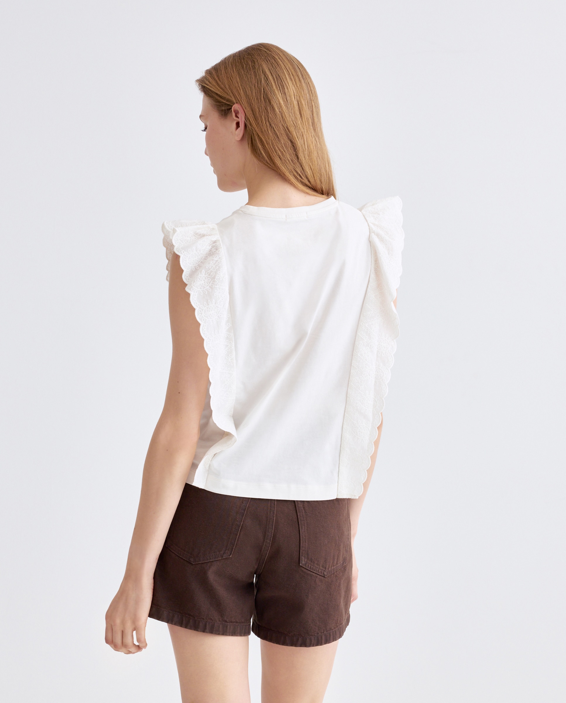 Camiseta de mujer cuello caja volantes Blanco-3