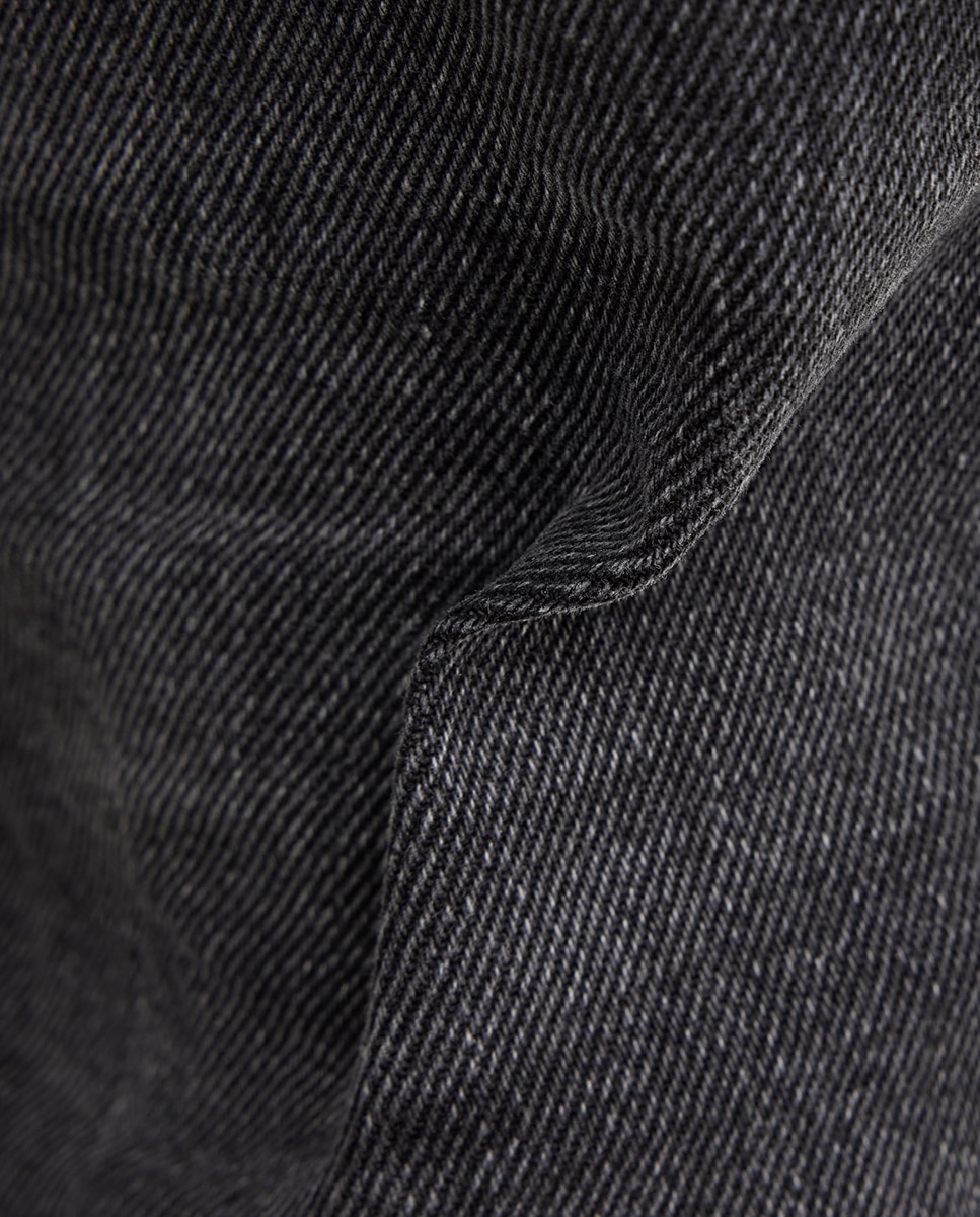 Jeans Mosa de Corte Regular e Perna Larga Preto-5
