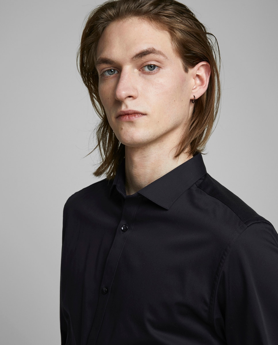 Camisa preta básica slim Preto-3