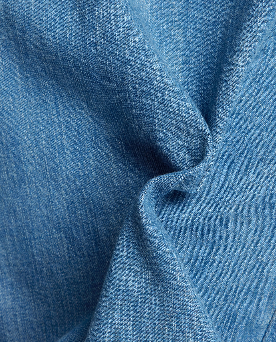 Camisa Slim de Corte Justo e em Ganga Azul-5