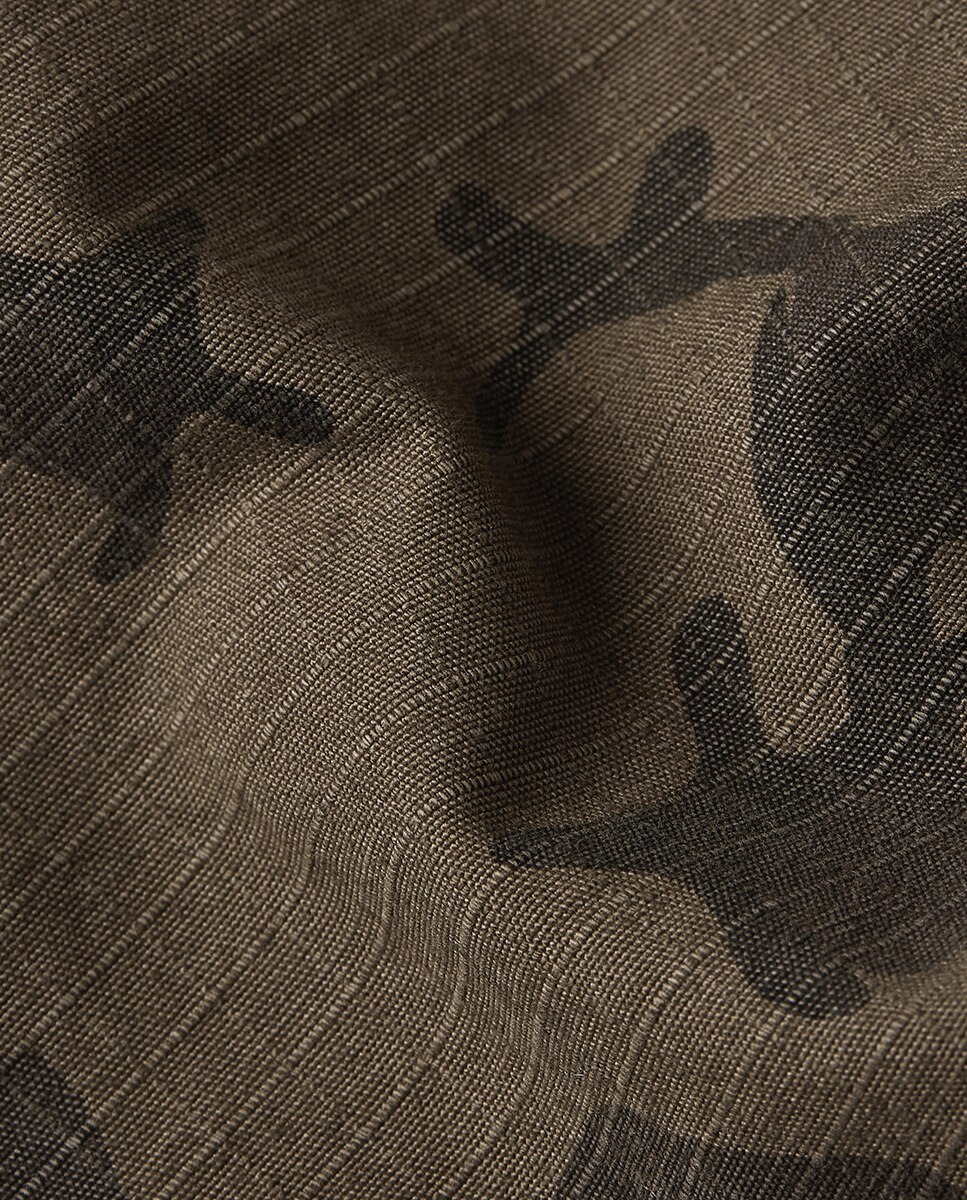 Camisa Regular de Estilo Camuflagem com Manga Comprida Caqui-3