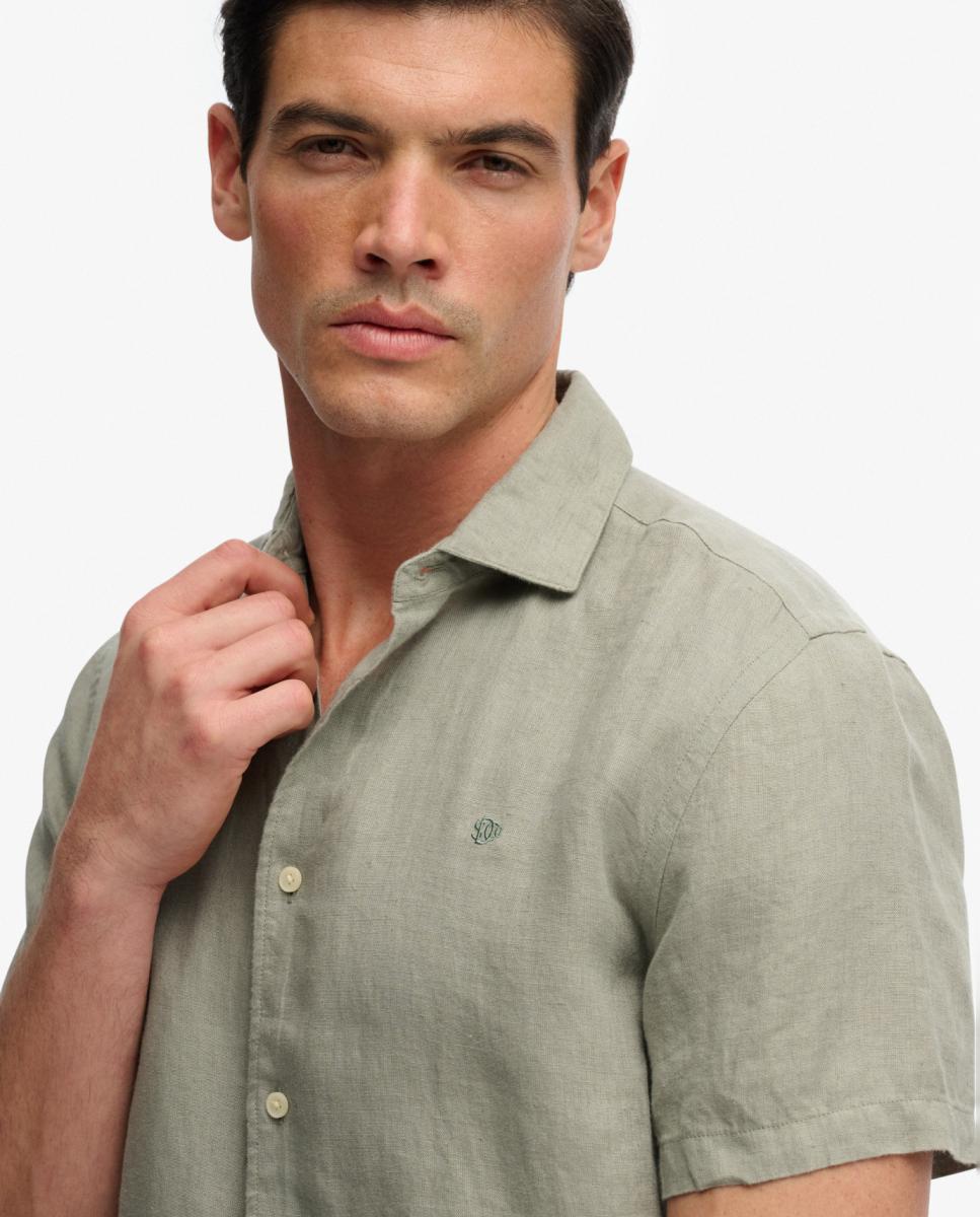 Camisa Riviera de Linho na Manga Curta Verde-3